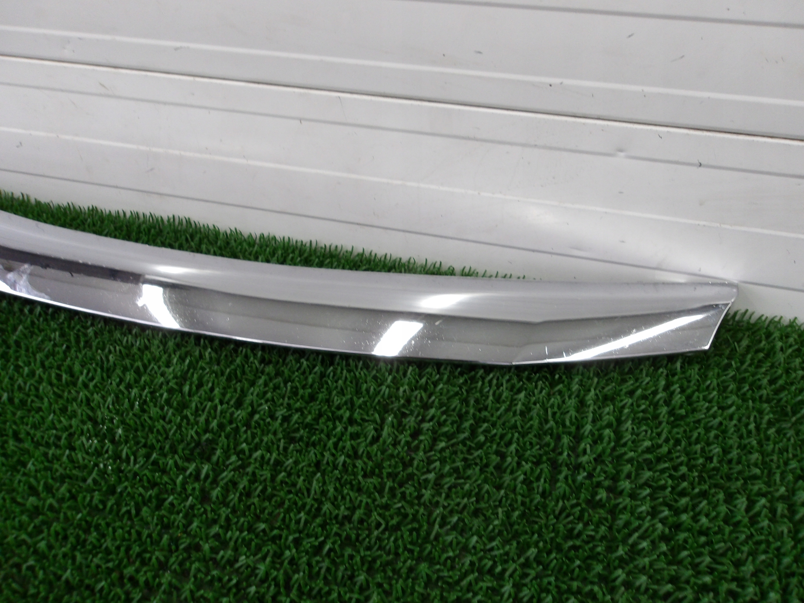 DACIA SANDERO and 08-12 moulding grille front CHROM OE