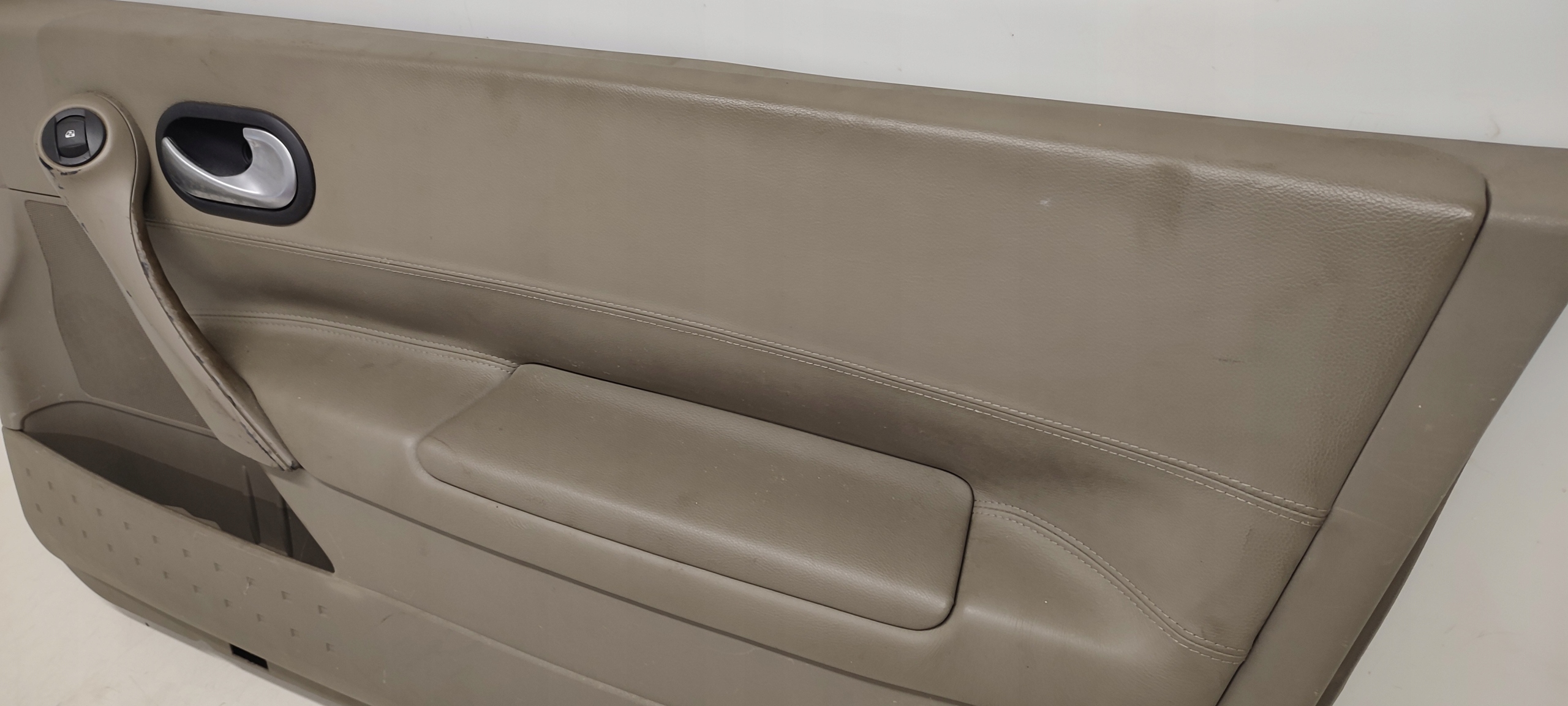 bok pravý předek Renault Megane II cabrio