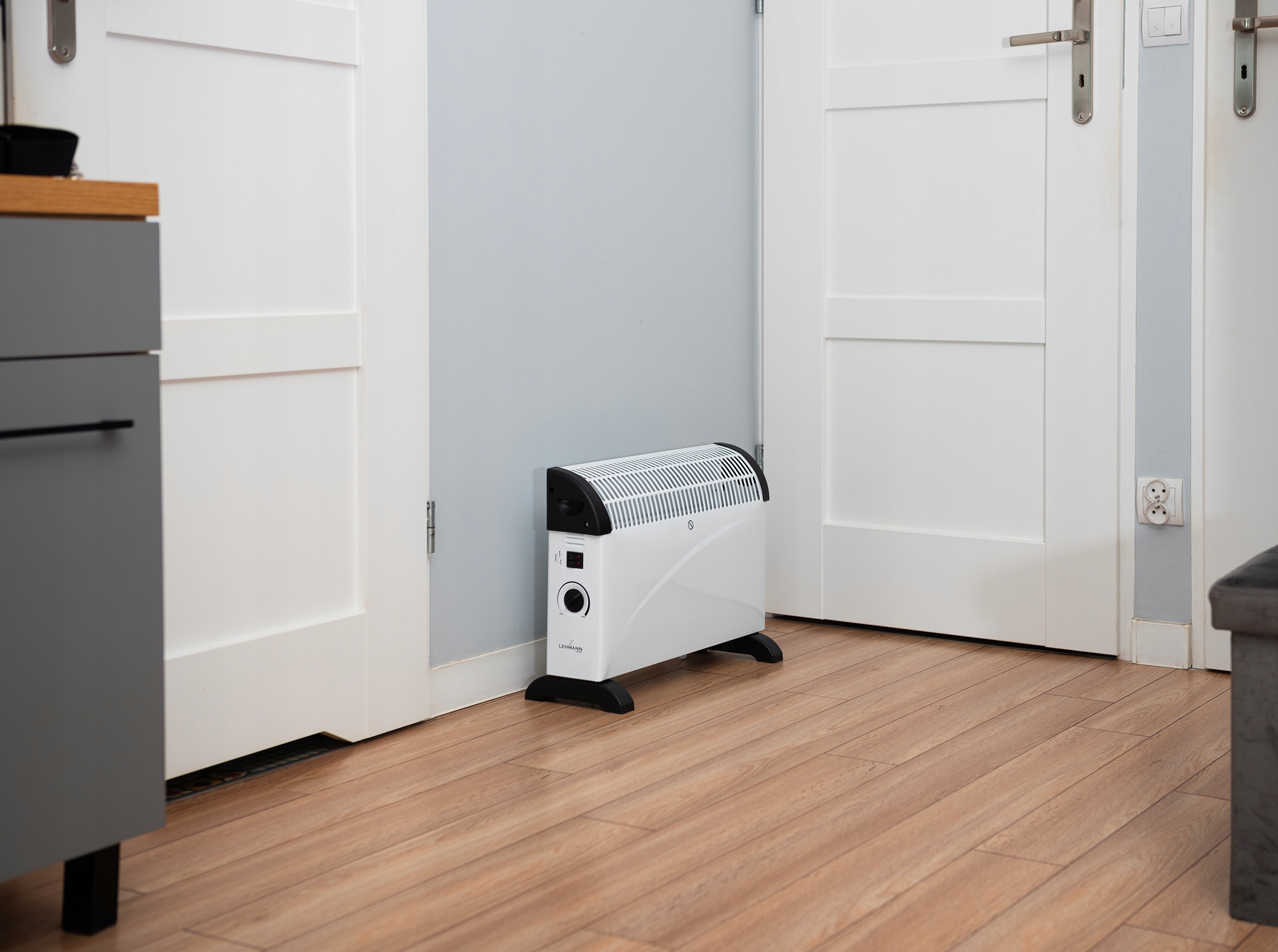 GRZEJNIK ELEKTRYCZNY KONWEKTOROWY FARELKA 2000W ENERGOOSZCZĘDNY TERMOSTAT Marka Lehmann