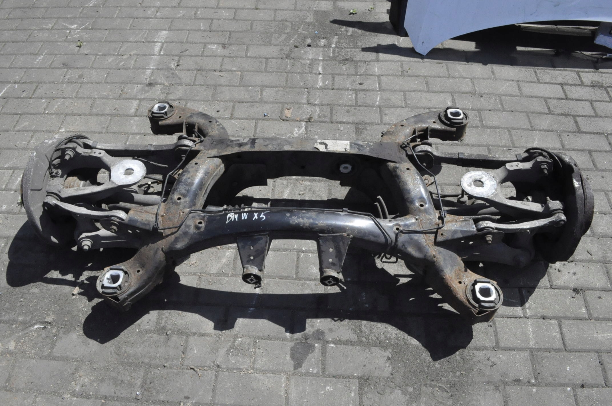 BMW X5 E70 ZAWIESZENIE BELKA TYŁ 7564127