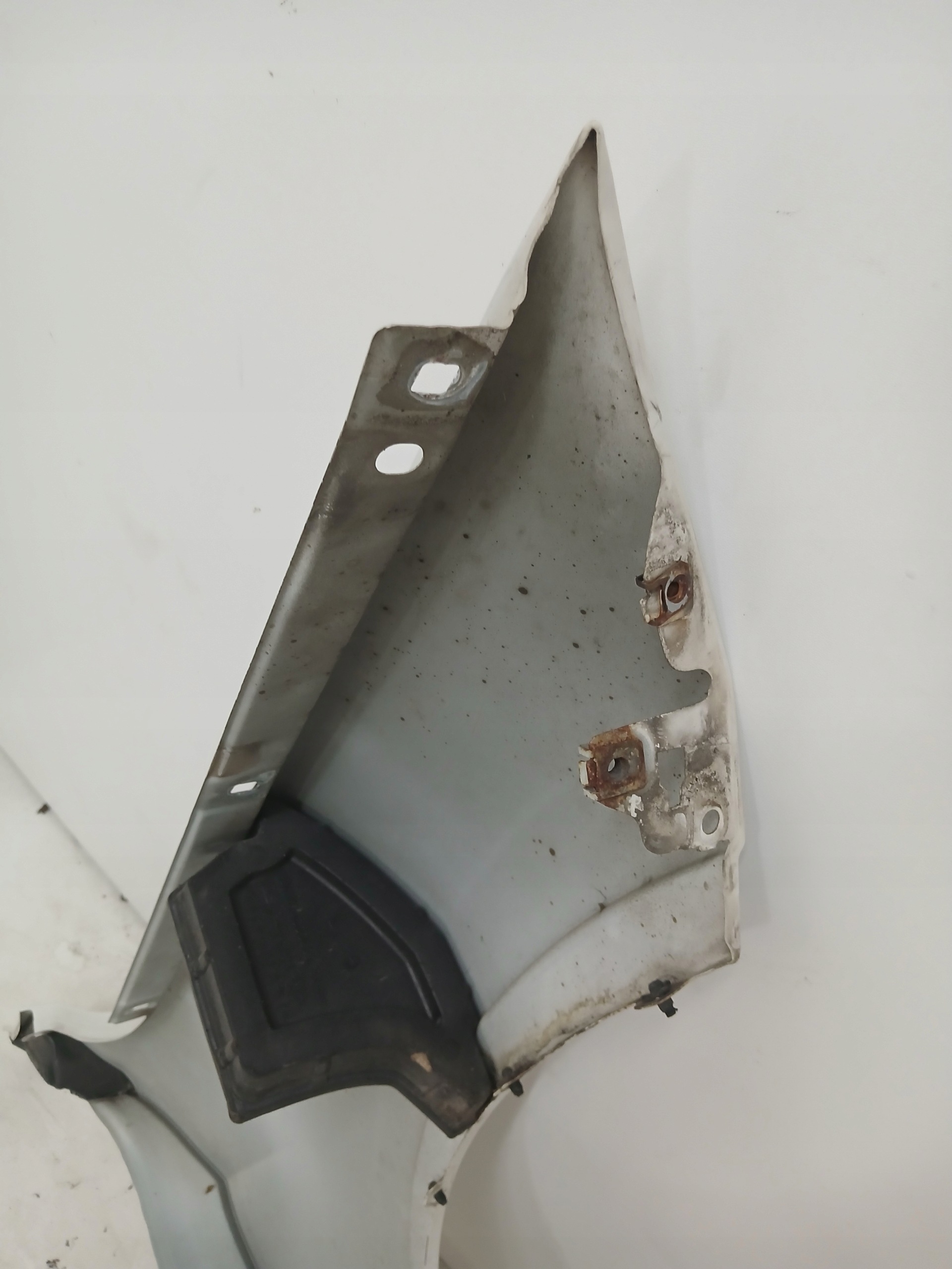 fender left front BMW X1 E84 300