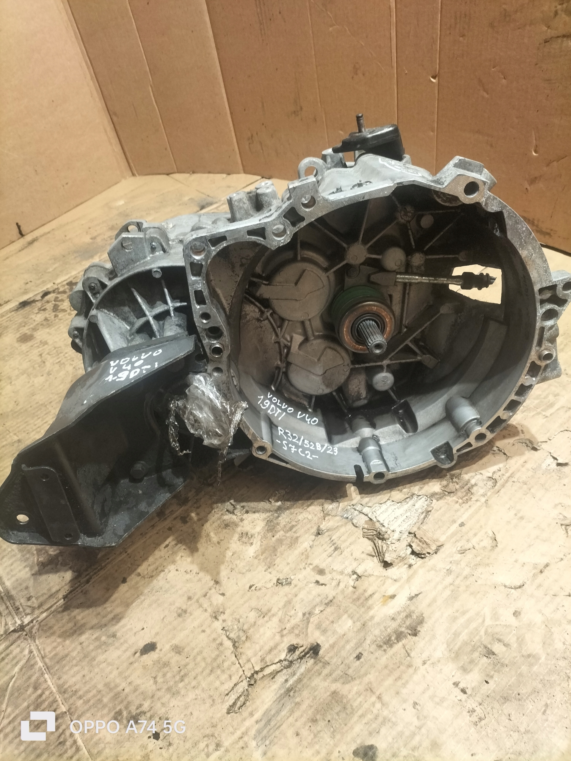 Getriebe VOLVO V40 1.9 DTI 1023825