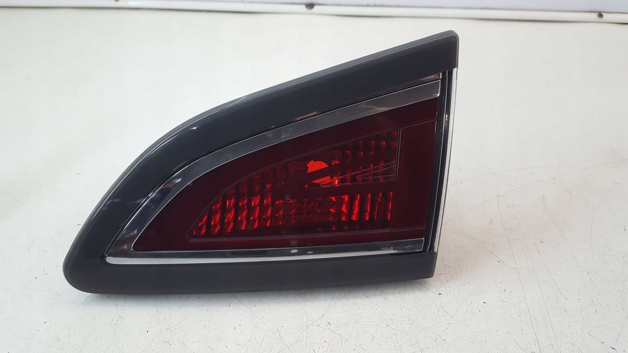 light rear right to the bonnet Renault Scenic III LIFT
