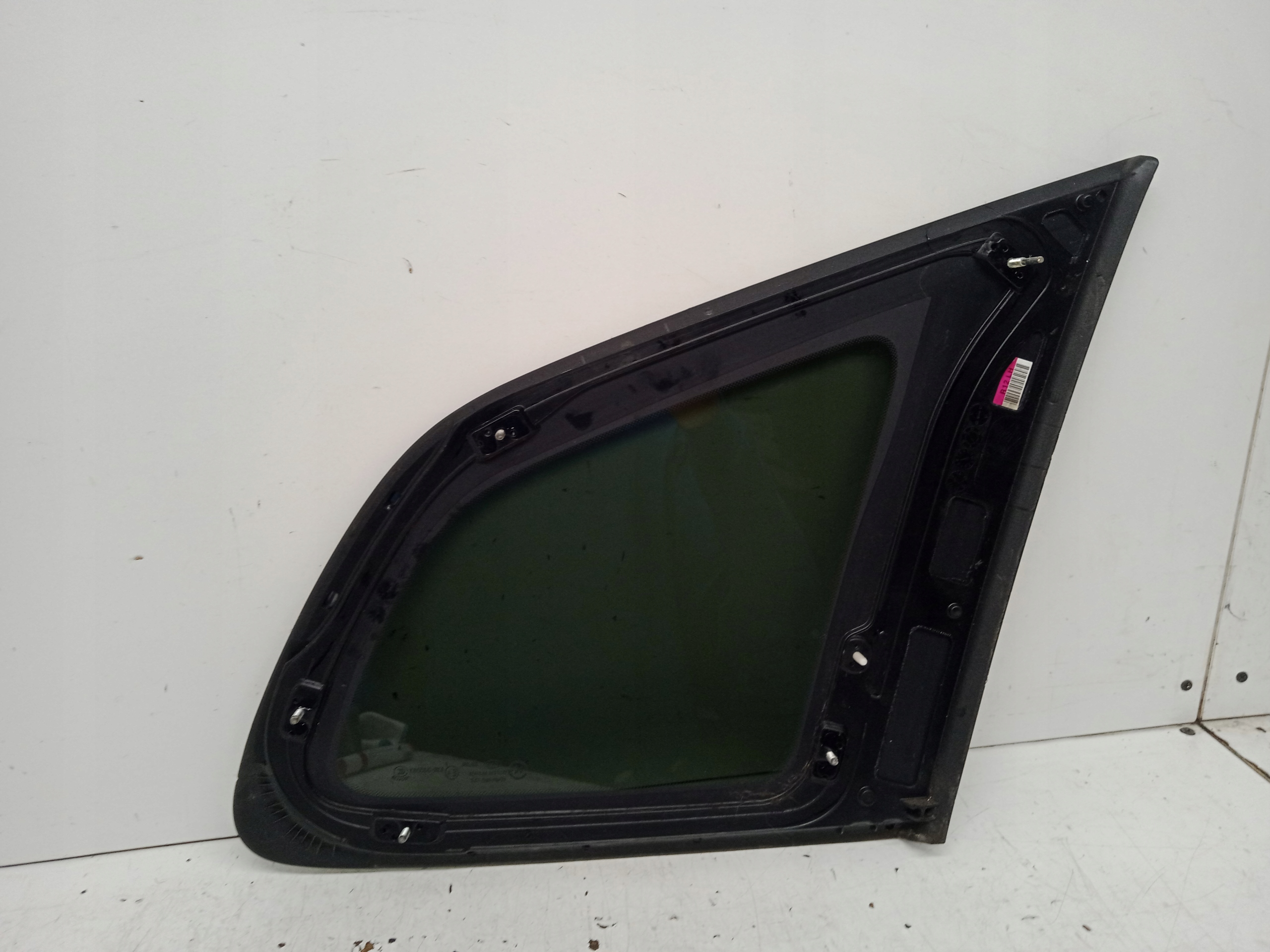KIA CARENS IV window bodywork left rear part CHROM 2013