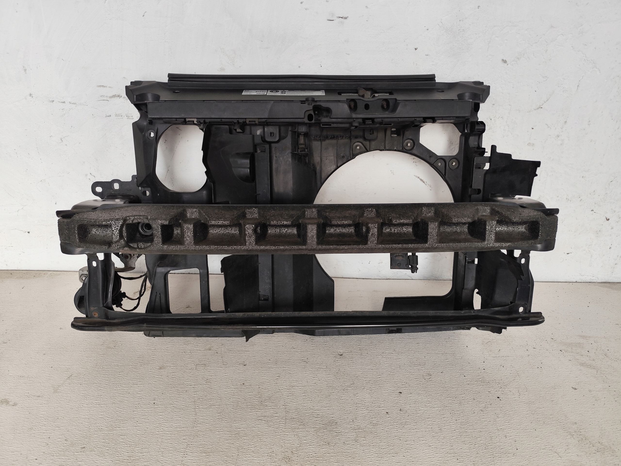 VOLKSWAGEN UP 2012 support panel for radiators sider