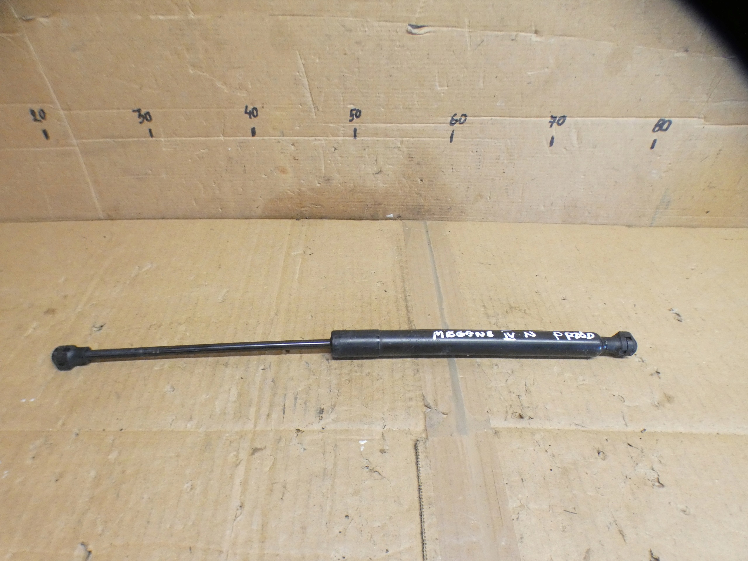 damper bonnets right left Renault Megane IV 654700462R 654707606R
