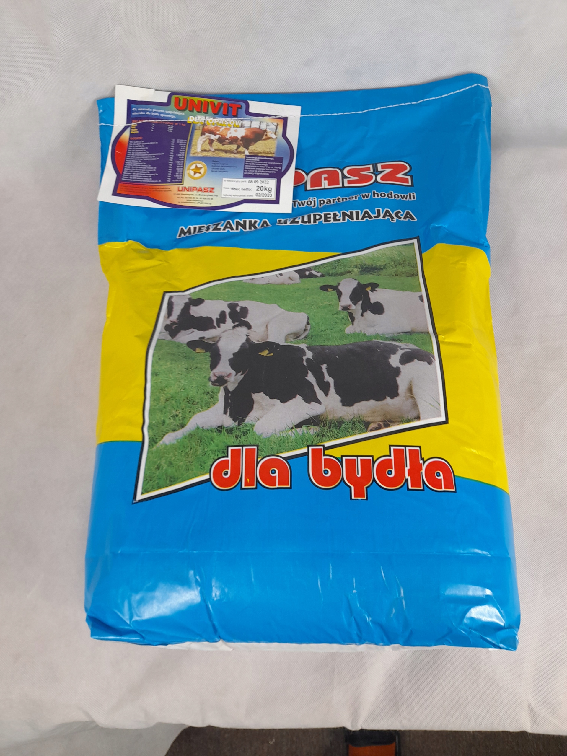 UNIVIT OPAS 20kg witaminy dla opasów Waga produktu z opakowaniem jednostkowym 20.15 kg