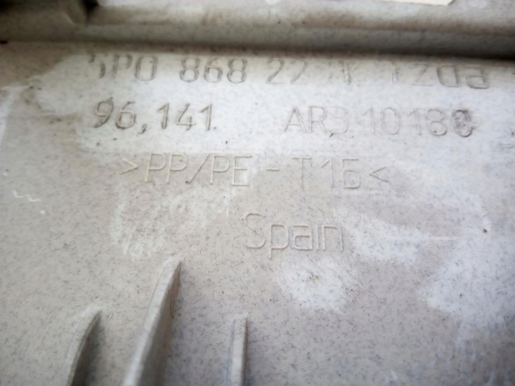 OSŁONA SZYBY LEWY PRZÓD SEAT ALTEA XL 5P0868223 Producent części SEAT OE