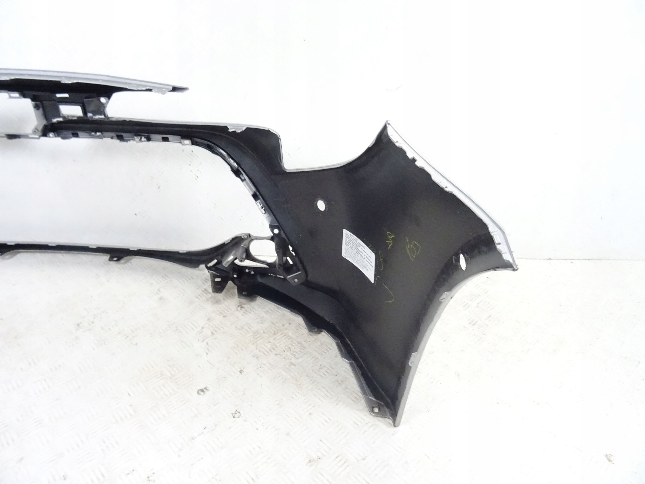 TOYOTA COROLLA E21 KOMBI bumper front front