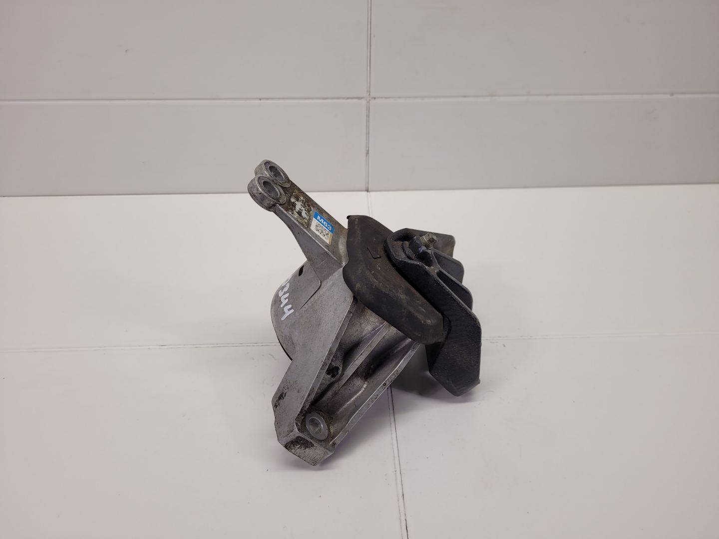 engine mount Hyundai Tucson 4 2020 21810-N7630