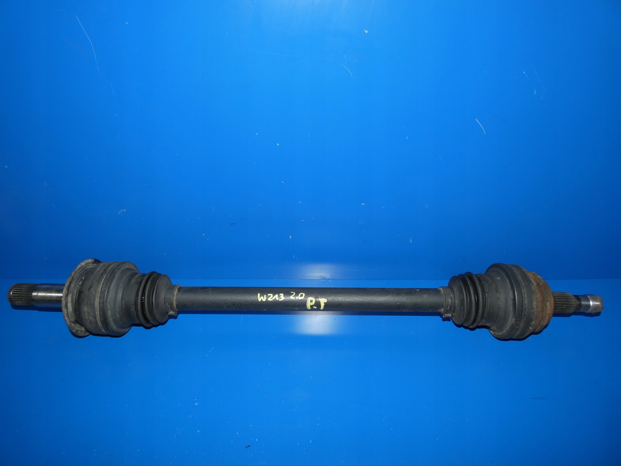 MERCEDES E KLASA W213 2.0 CDI semi-axis right rear part