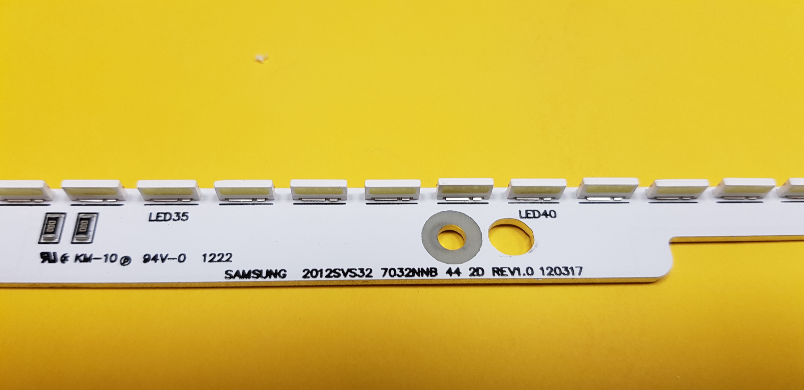 LISTWA LED SAMSUNG UE32ES 6V UE32ES6800 UE32ES6710 Kod producenta 2012SVS32 7032NNB