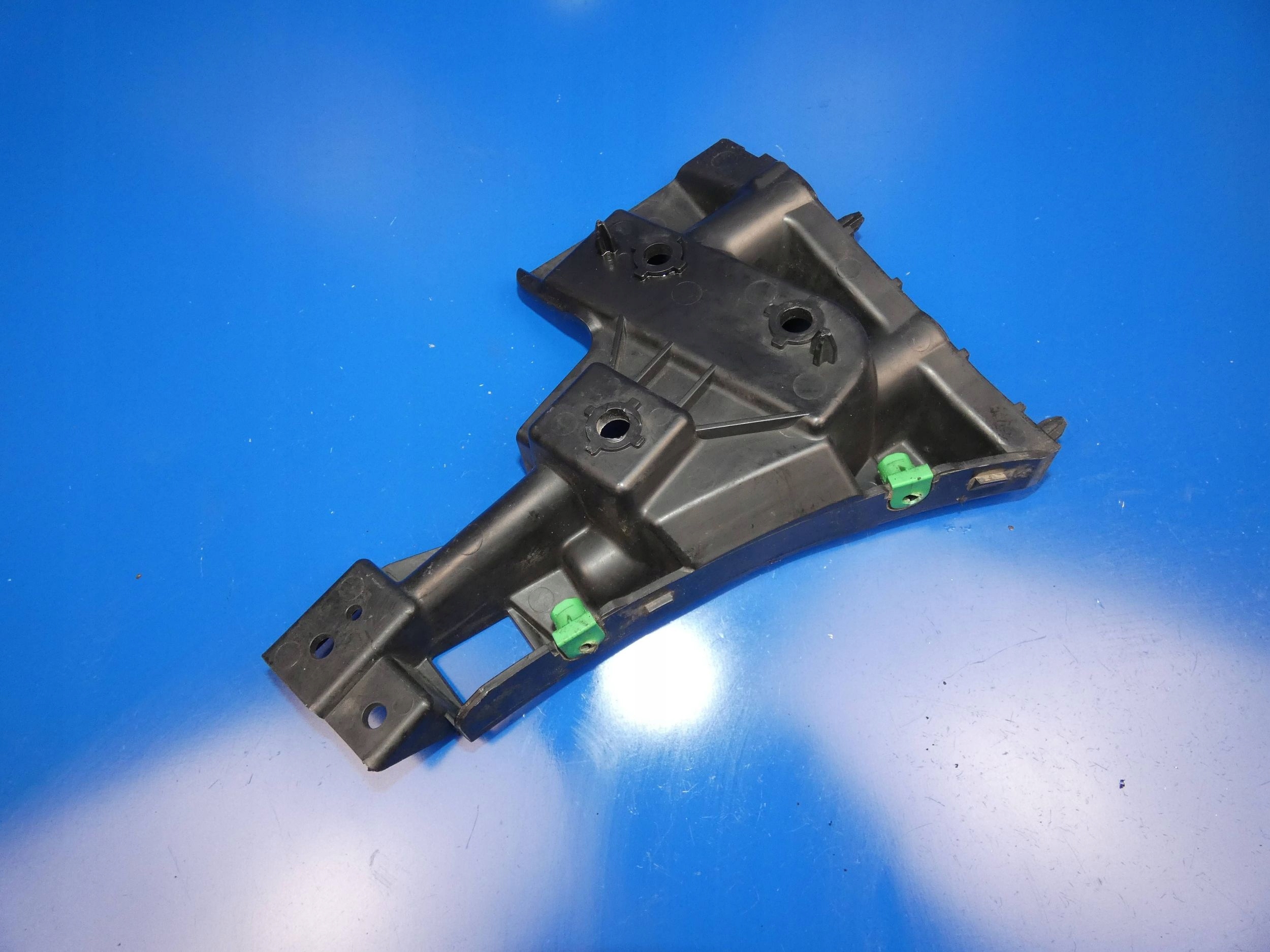 VOLVO S60 II V60 LIFT bumper bracket holder bracket right front