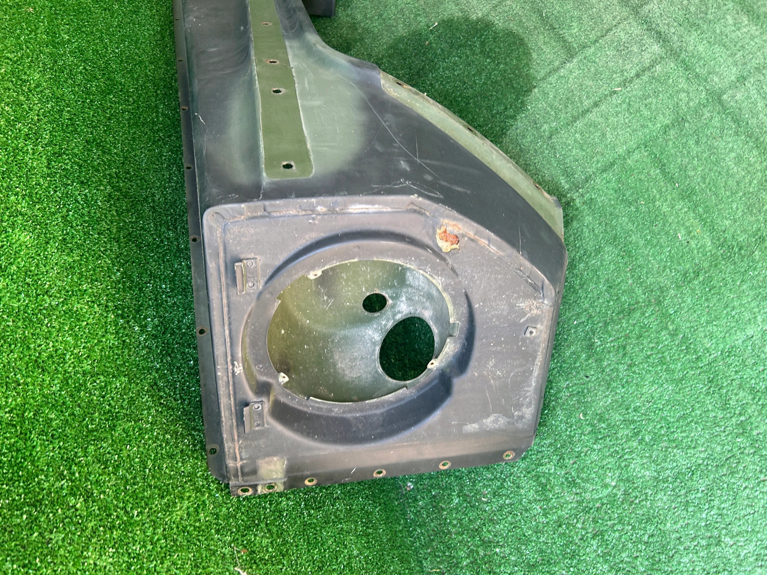 fender left front MERCEDES G KLASA W460 79- original