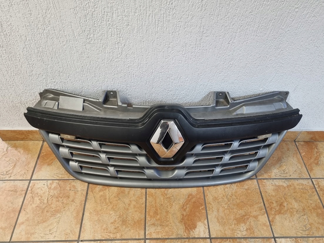 решетка перед радиатора renault мастер 3 III рестайлинг 14-18 FL 2014- 623102803R