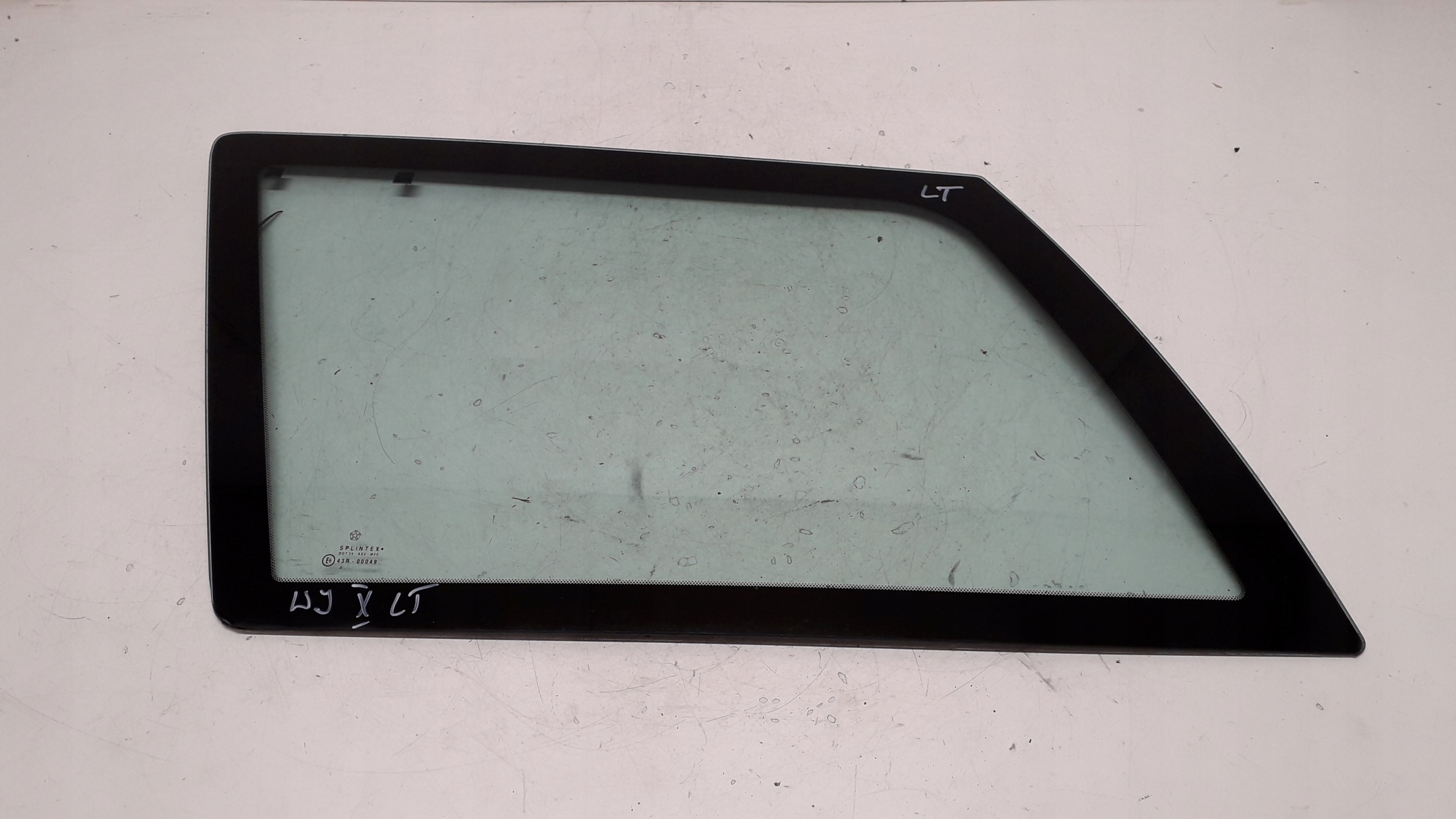 JEEP GRAND CHEROKEE WJ 98- SZYBA LEWY TYŁ ...0