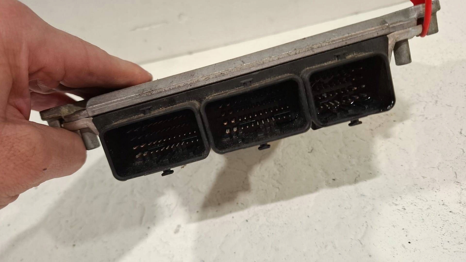 Centralina Motore computer 0281011102 Renault 1.9 DCI