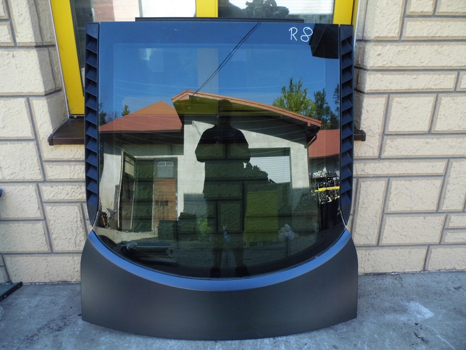 KLAPA TYL TYLNA Z SZYBĄ AUDI R8 420 4.2 FSI V8 07-