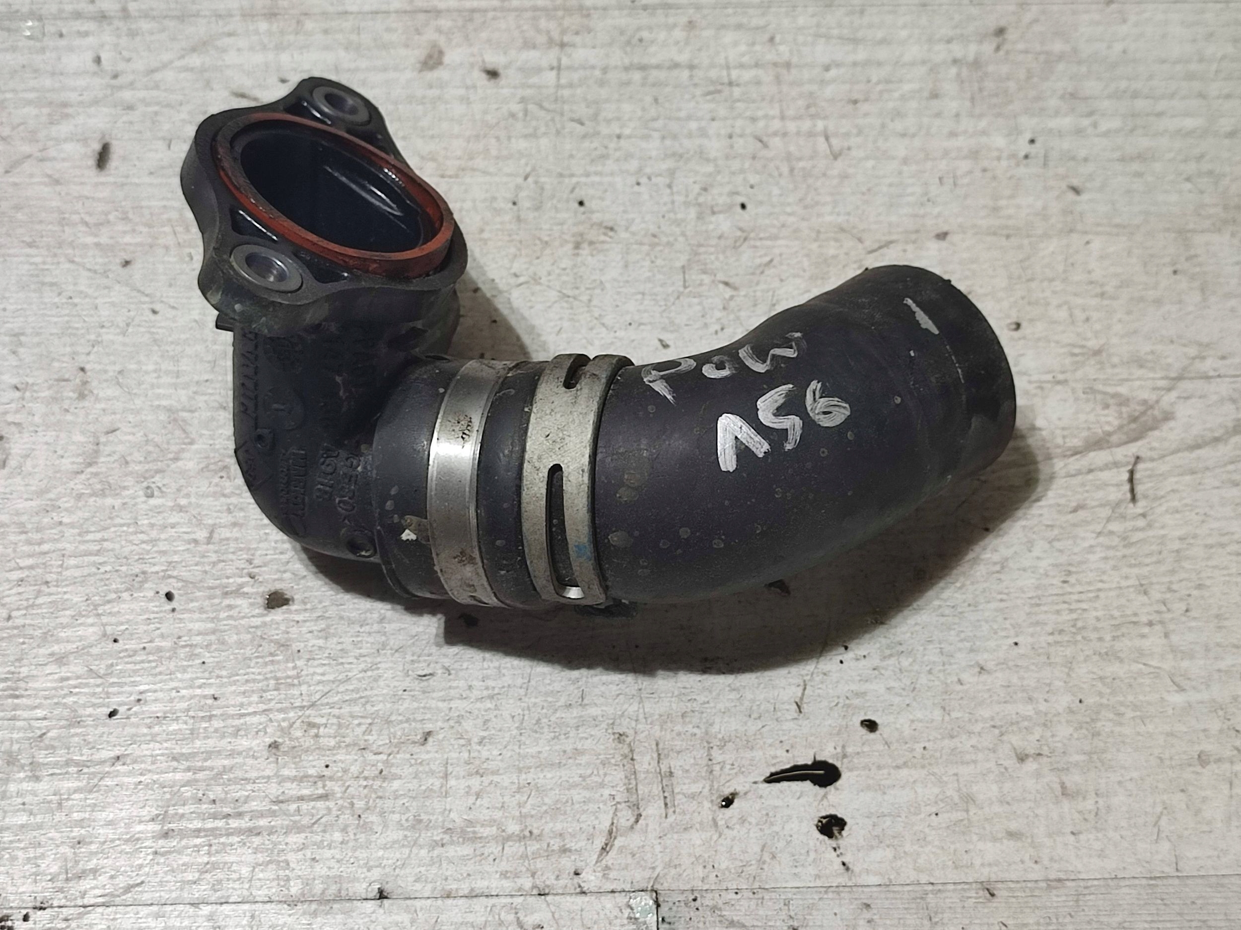 Mercedes-Benz GLA W156 2015 pipe / hose dolotowy air