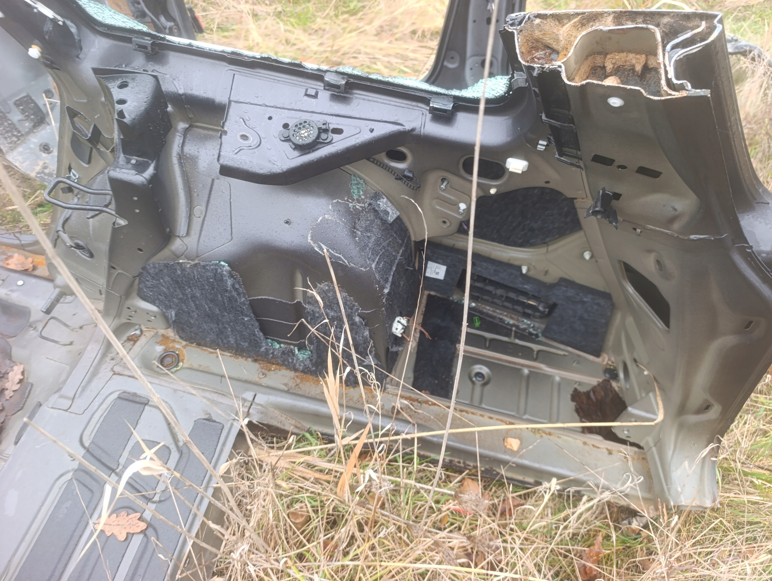 quarter right rear part right rear volkswagen passat b7
