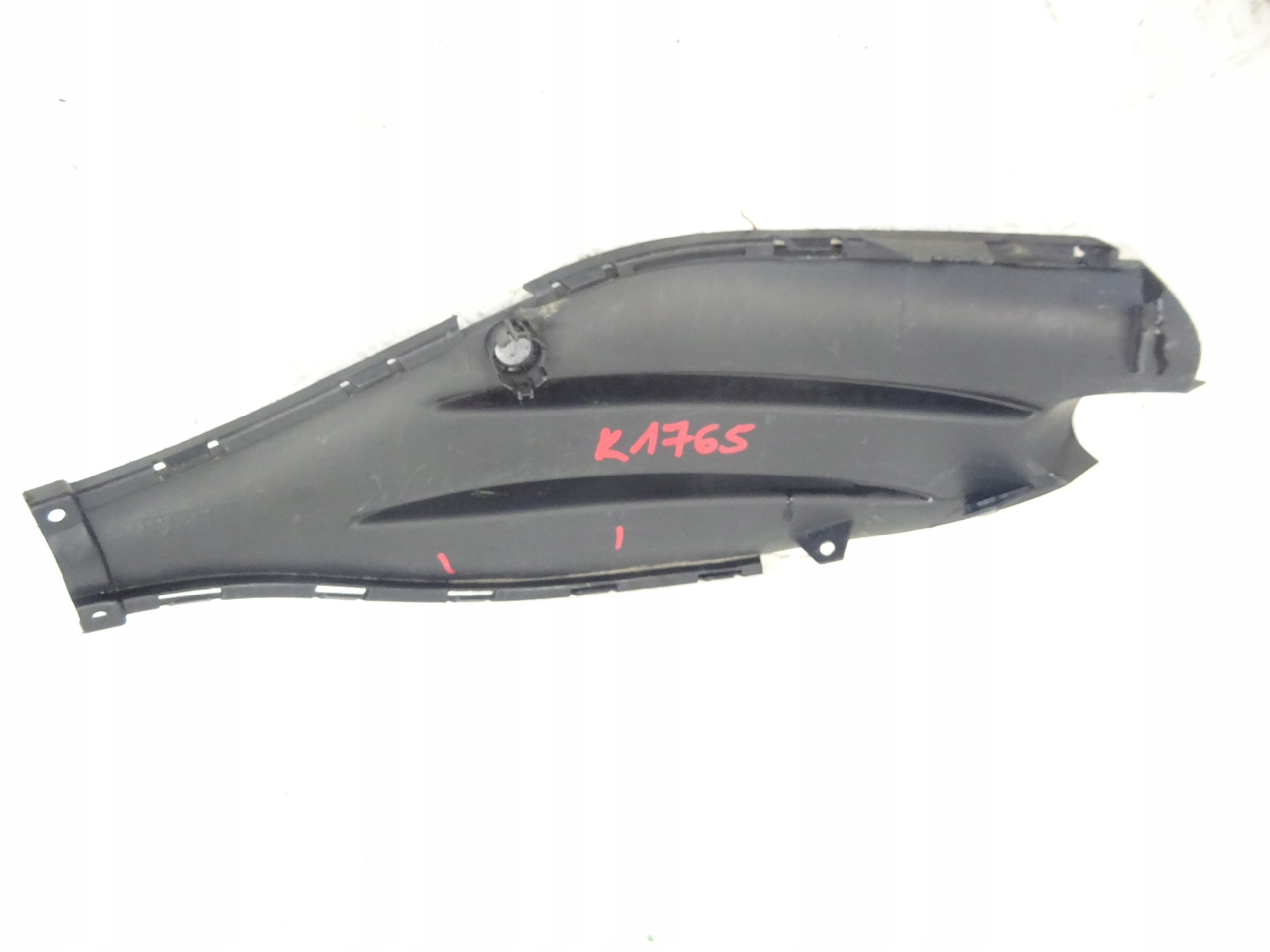 grid of a bumper front front left MERCEDES EQA EQB W243 AMG A2438857201