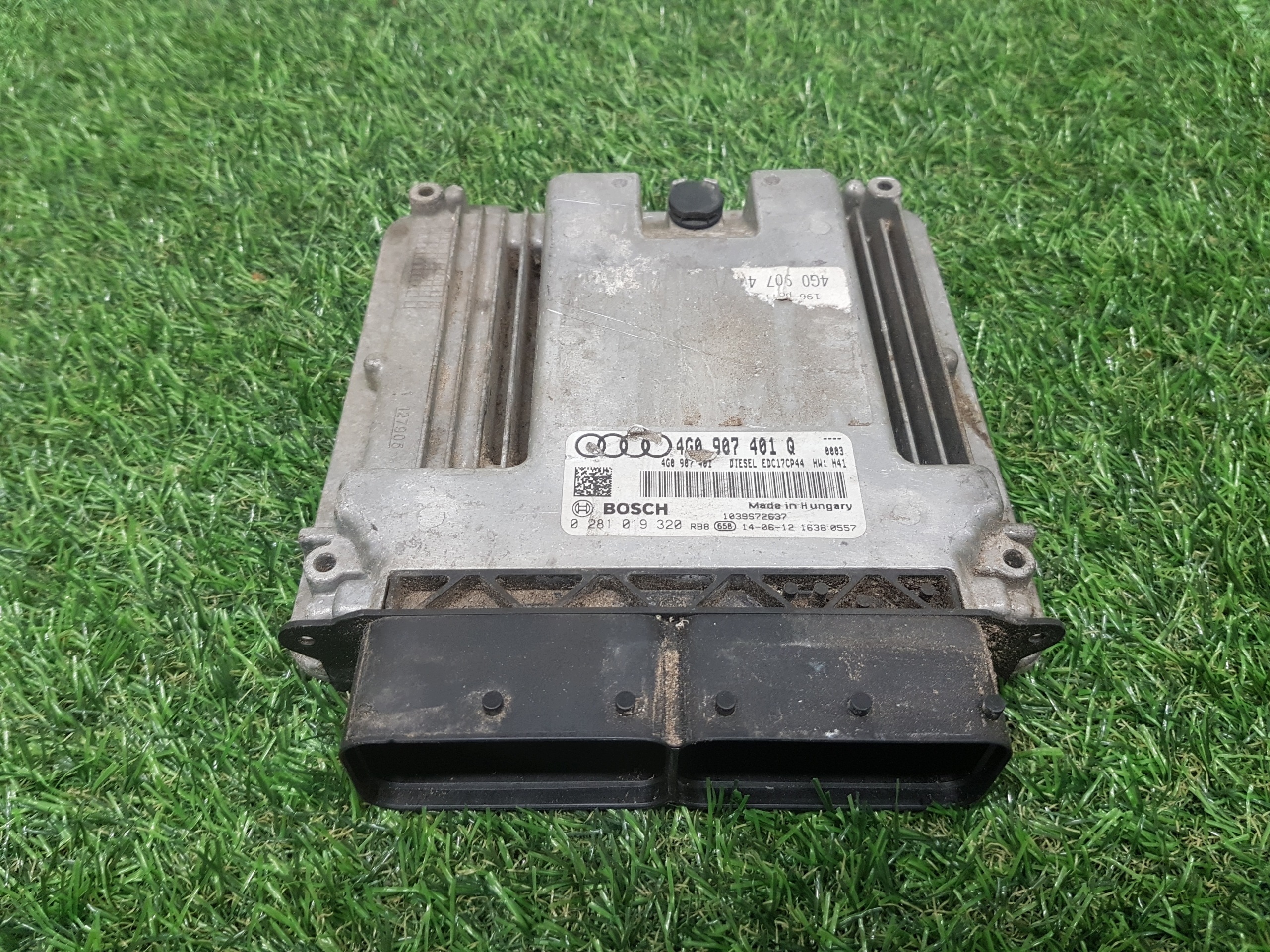 computer of the engine control unit AUDI A6-C7 4G0907401Q 0281019320