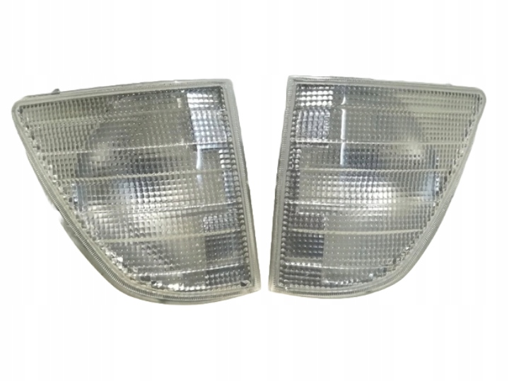 KIERUNKOWSKAZ MIGACZ PRZEDNI MERCEDES SPRINTER 95-