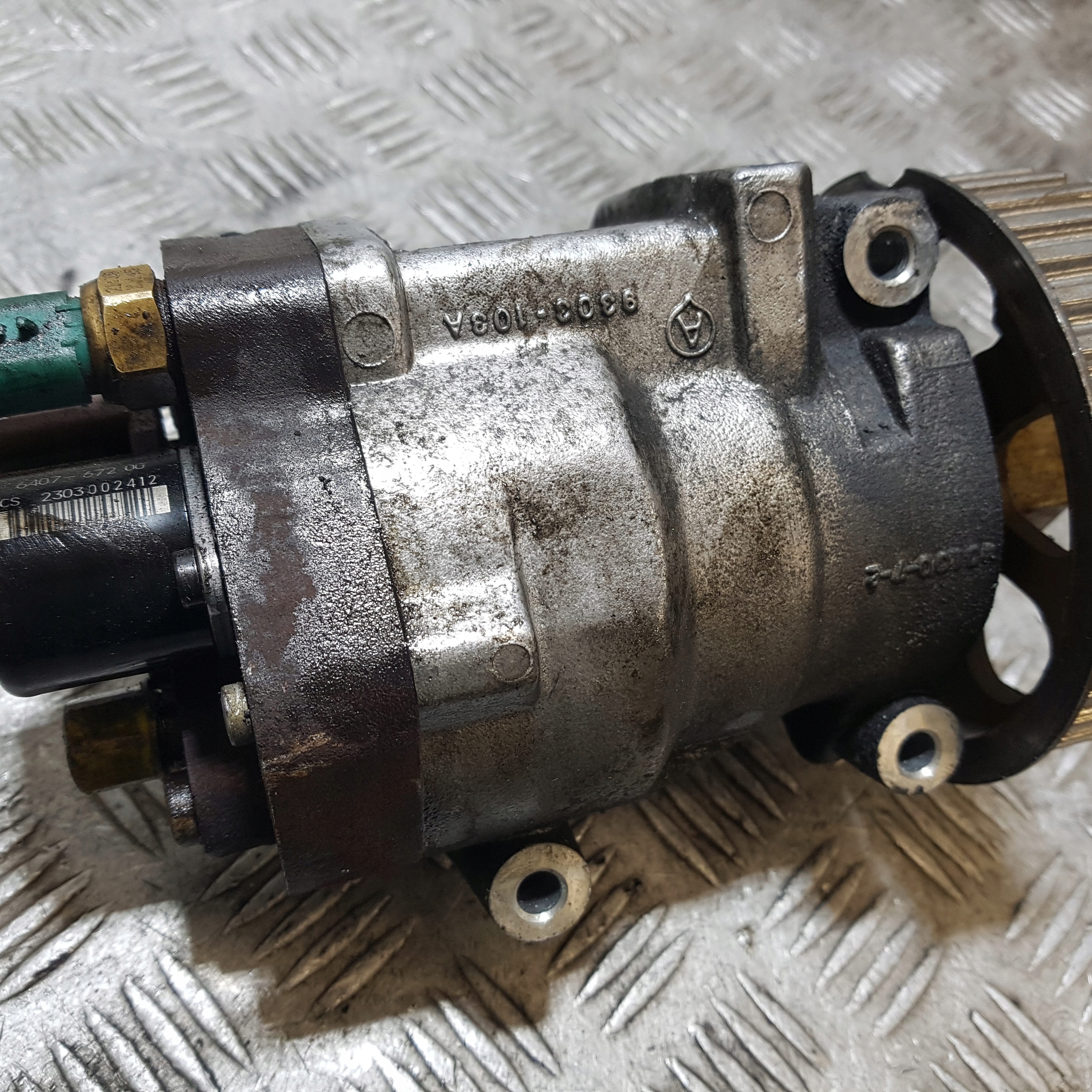 Einspritzdüse Einspritzdüse + Pumpe KOMPLET RENAULT KANGOO 1 1.5 DCI