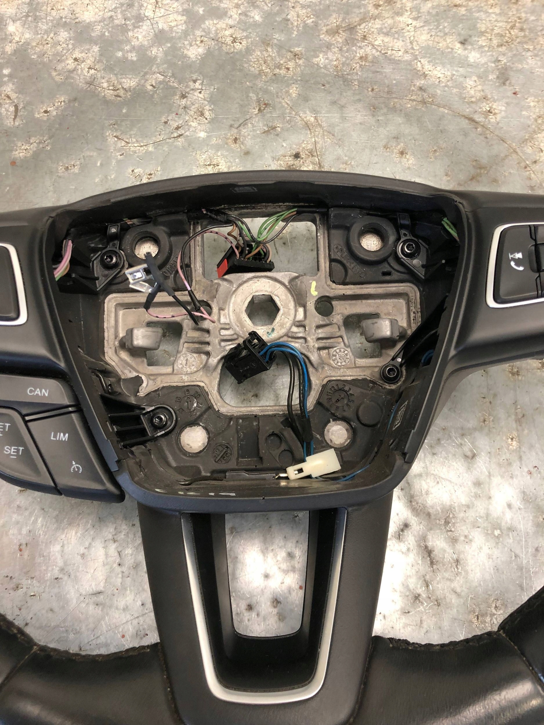 lenkrad Leder GRZANA MULTIFUNKCJA FORD KUGA MK2