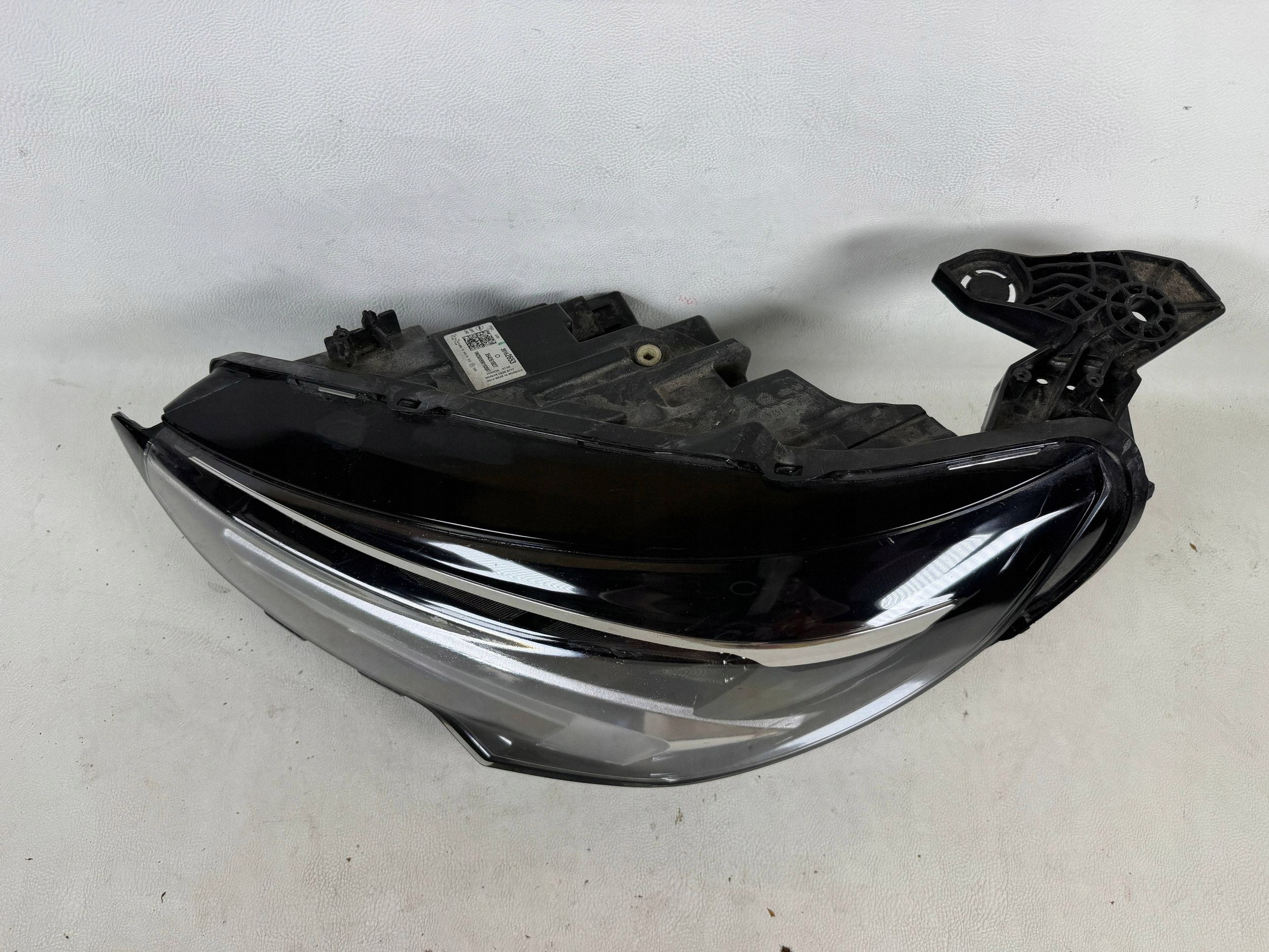 Opel Corsa F 18- Full LED light left front front