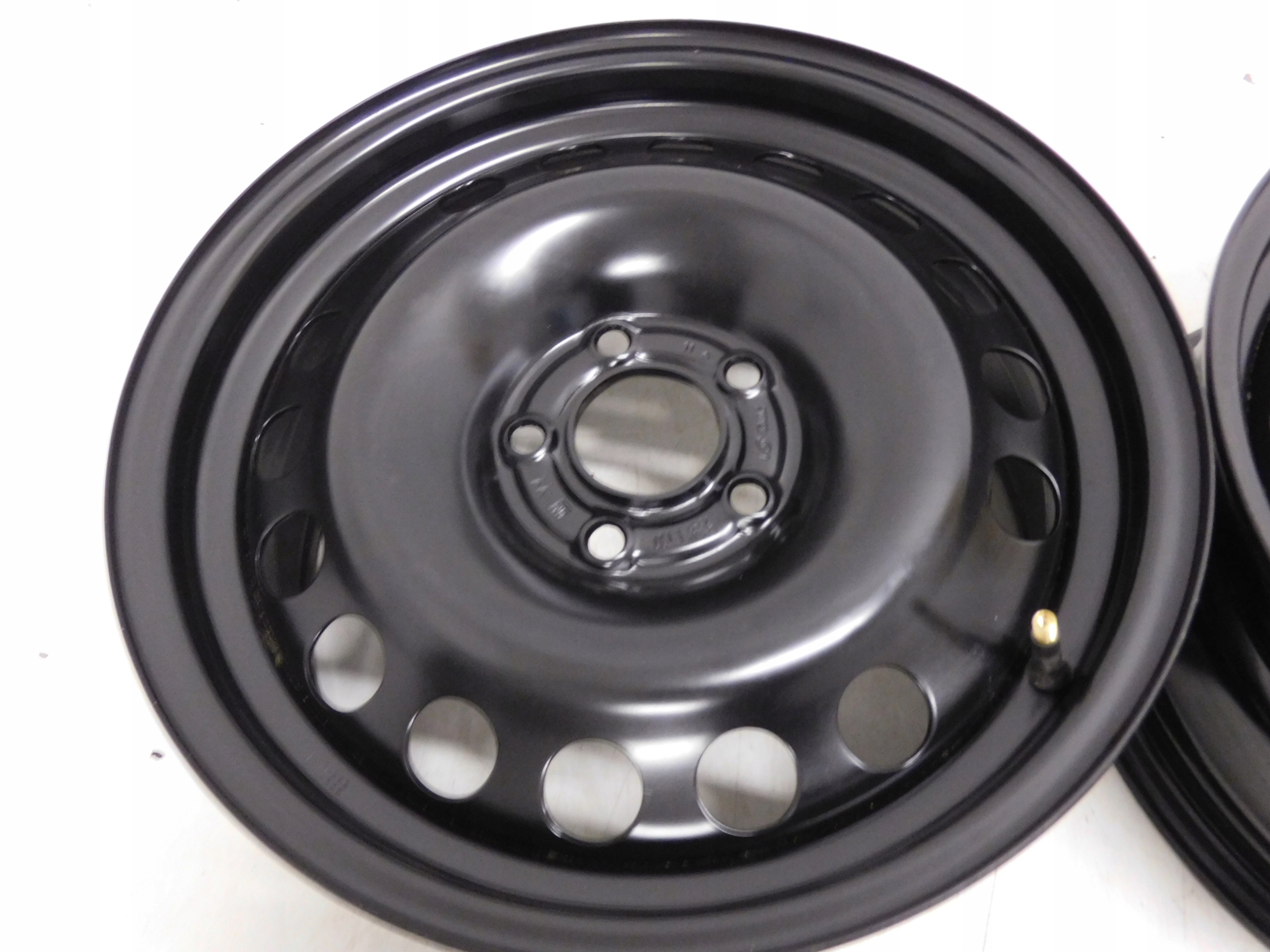 Диск метал opel запчасть 2160128 6. 5" x 16" 5x110 et 37