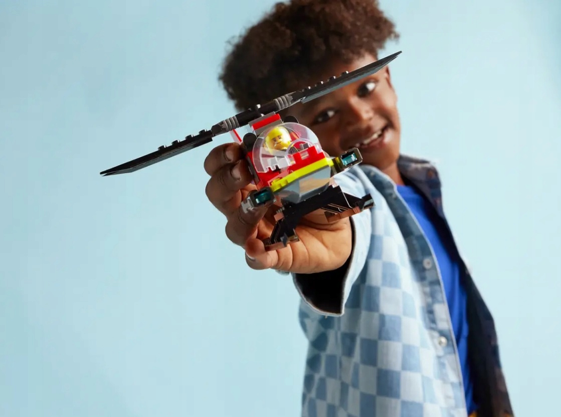 LEGO CITY Strażacki helikopter ratunkowy 60411 klocki 85 el. Wiek dziecka 5 lat +