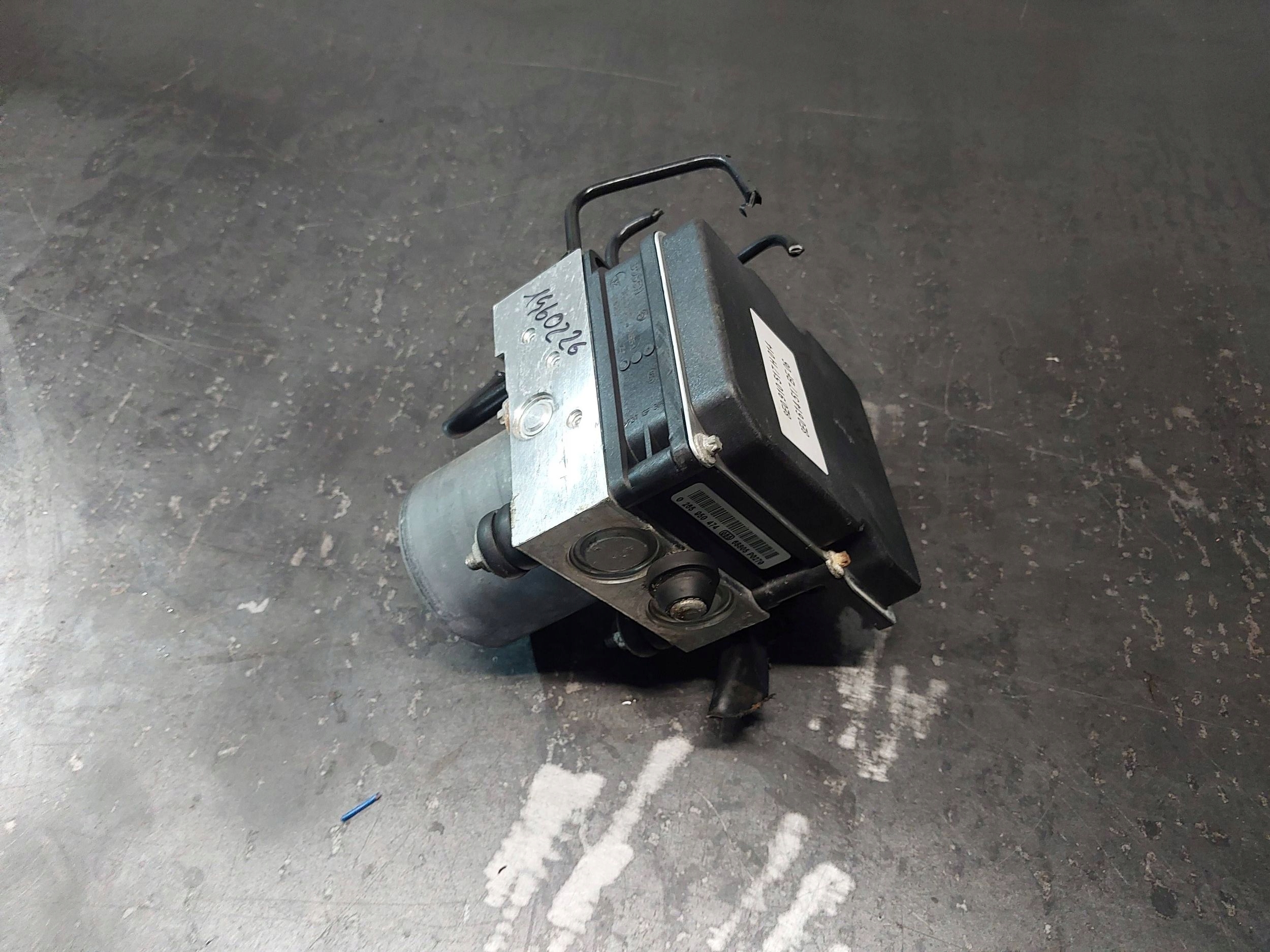 Audi OE 8E0614517BF насос ABS