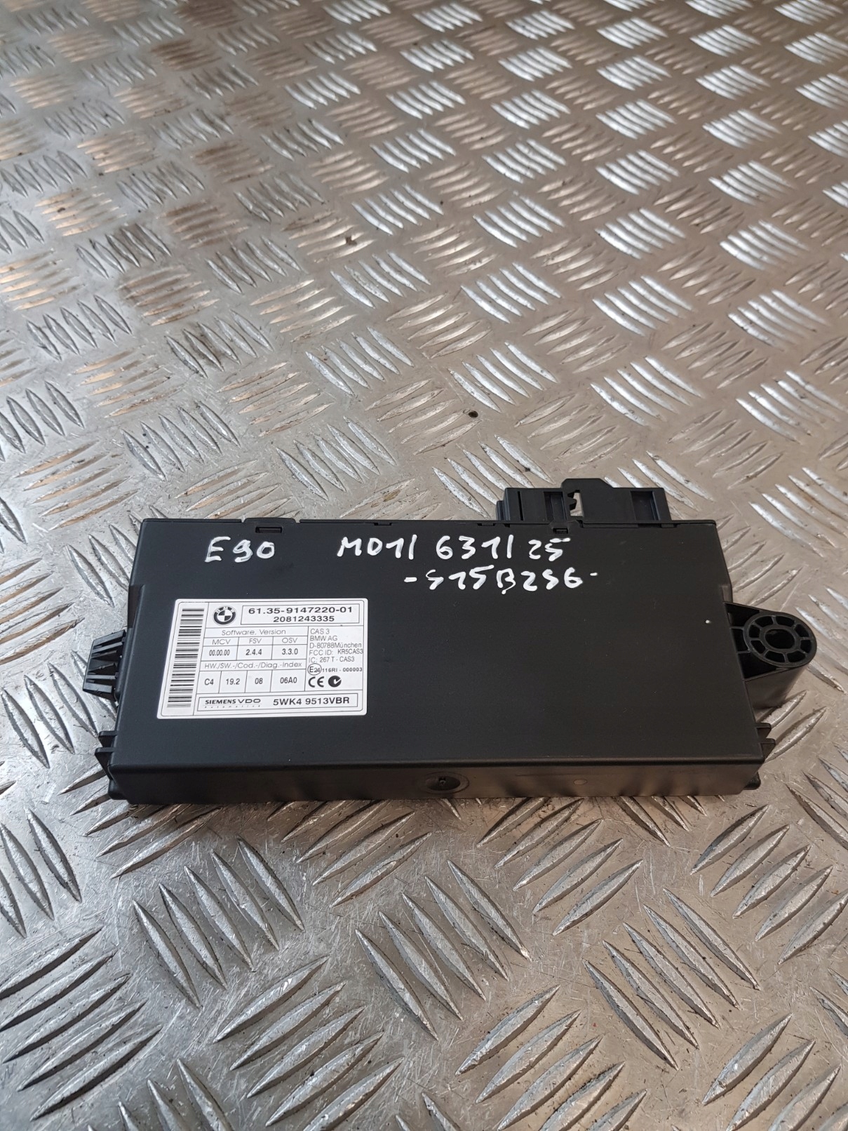 module unité de commande électronique uce CAS 9147220 BMW E90 08R