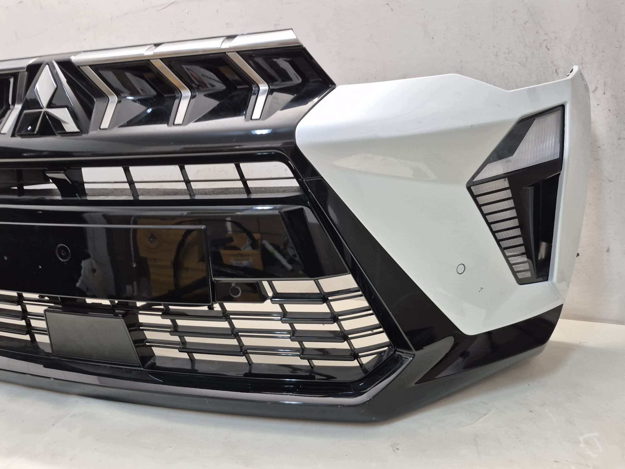 MITSUBISHI ASX II LIFT 24- bumper front front grill RADAR PDC 622541496R