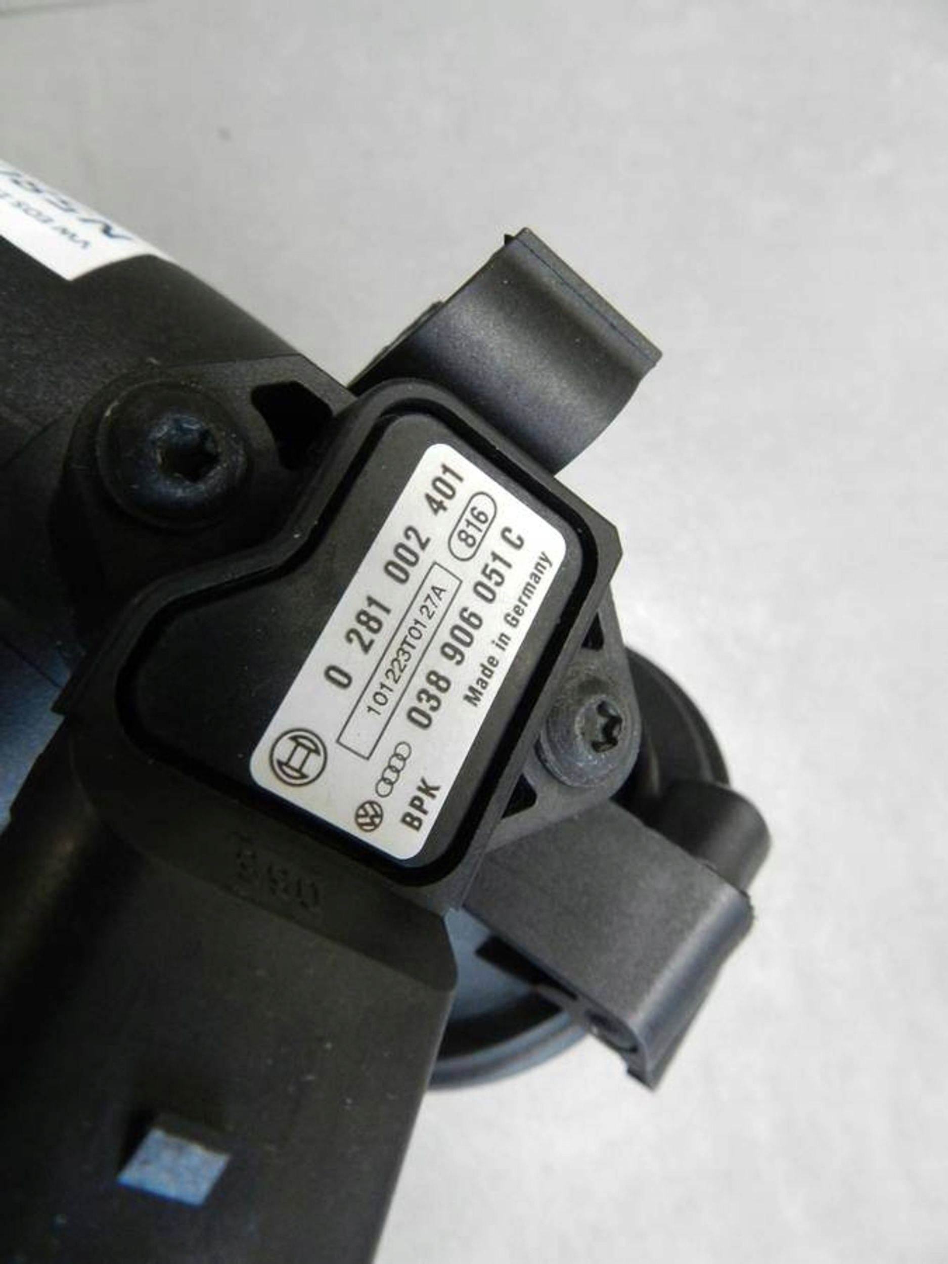 Volkswagen Eos pipe tube 03C145861E