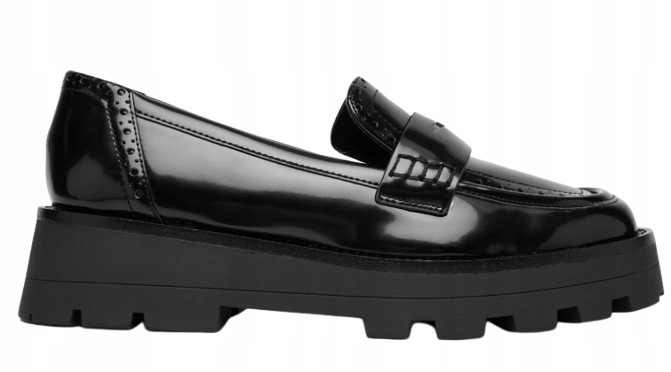 Dkny Černé Lakované Mokasíny Na Silné Podrážce 37,5 4AF