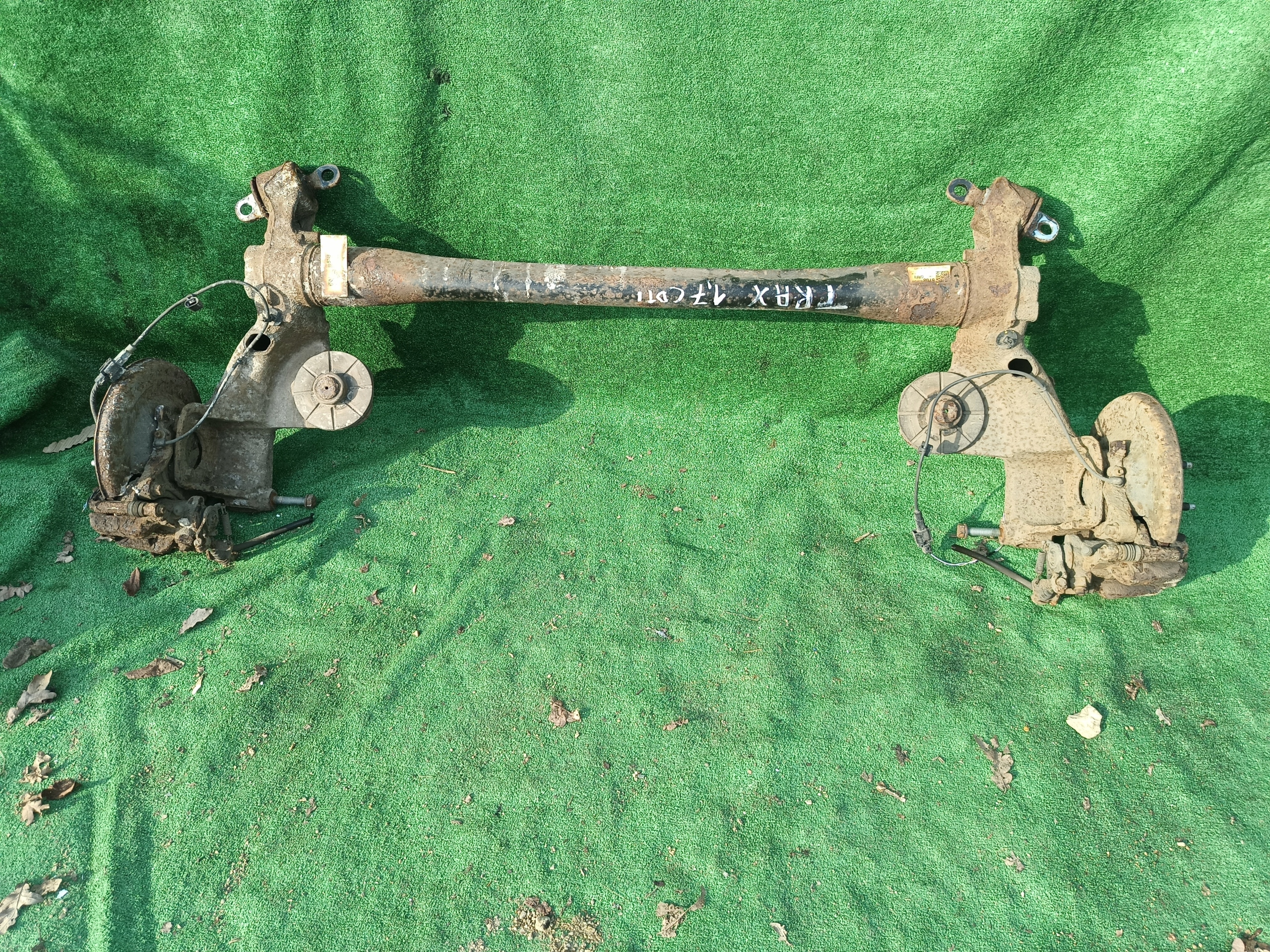 CHEVROLET TRAX BELKA ZAWIESZENIA TYŁ