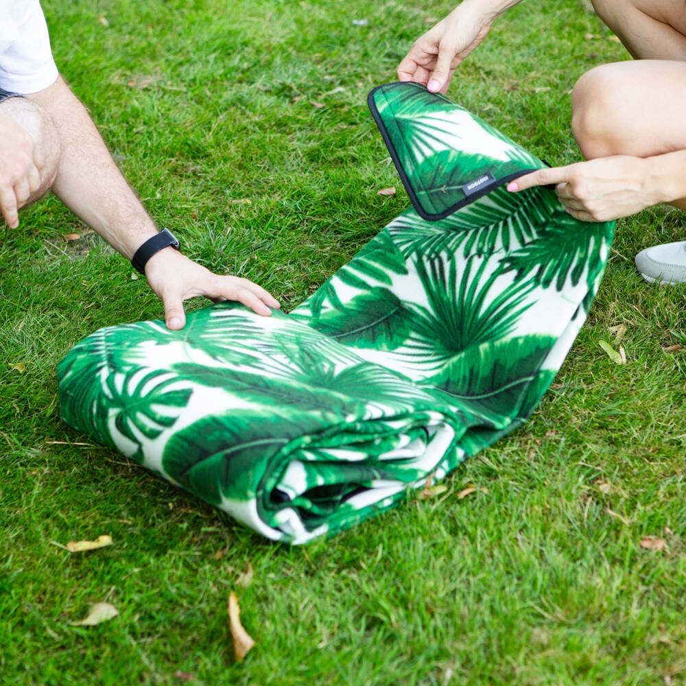 Koc piknikowy plażowy kemping biwak mata izolacja ALU Meteor XXL 200x200 cm Szerokość produktu 200 cm