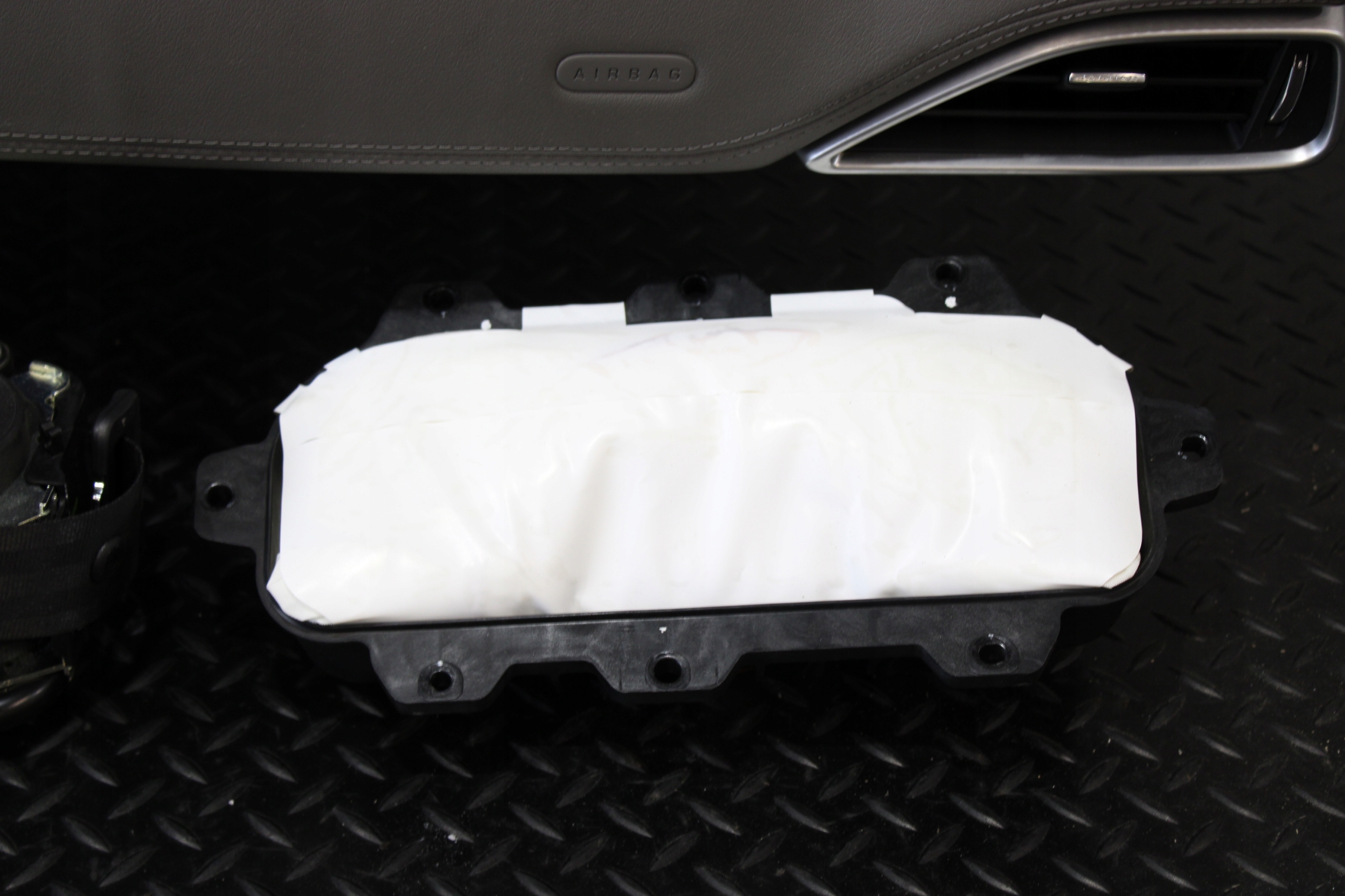 dashboard console beige airbag airbags JAGUAR F-PACE X761