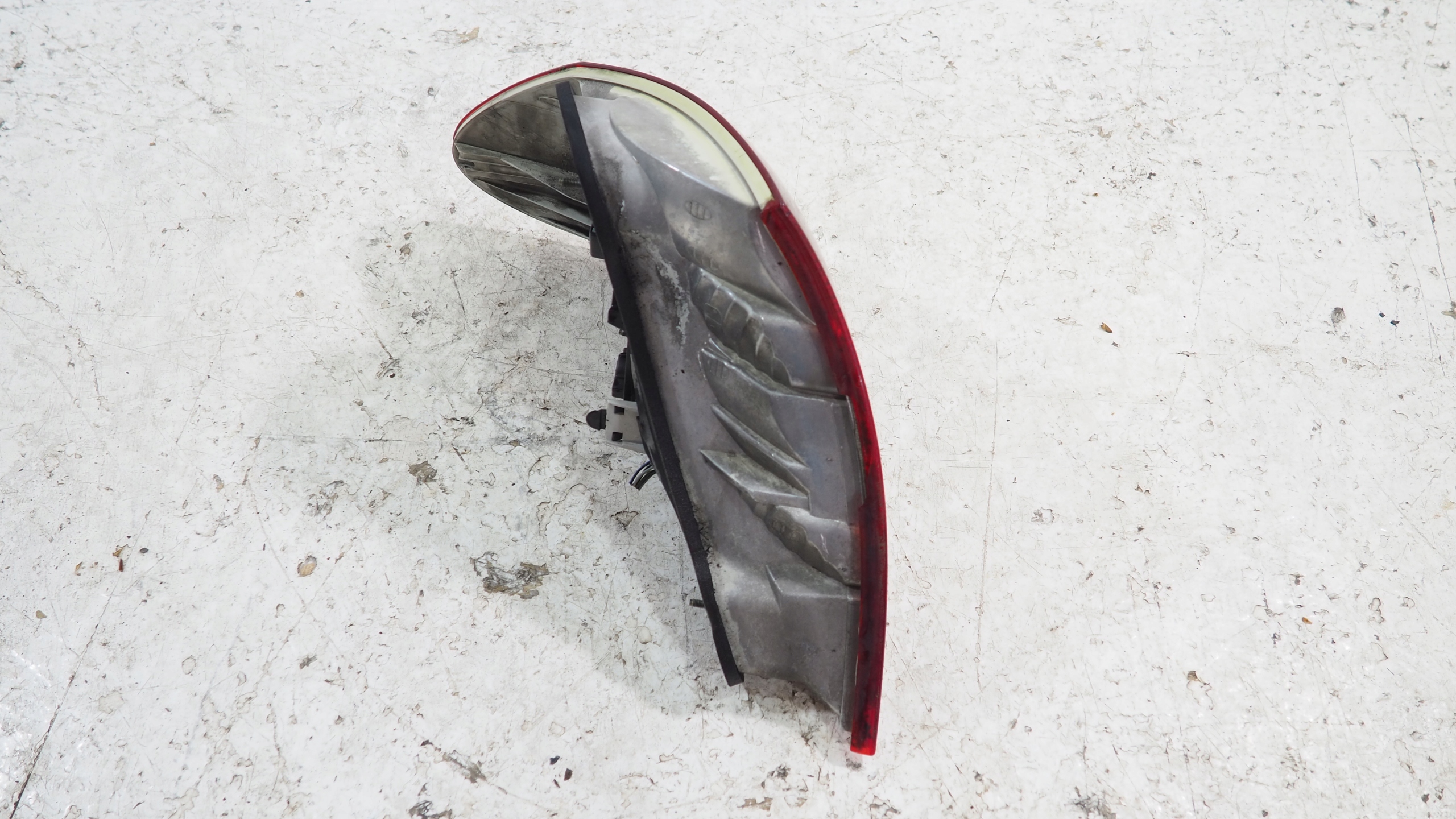 Mercedes CLK W209 light right rear part A2098200264