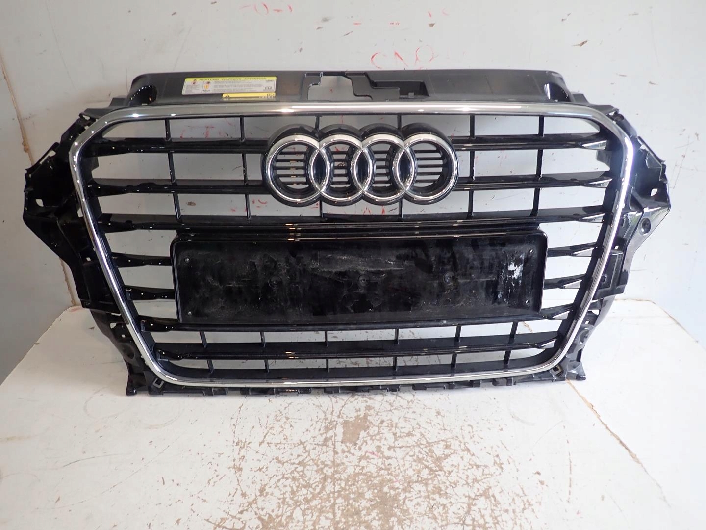 grille AUDI A3 2012- S-LINE 8V3853651