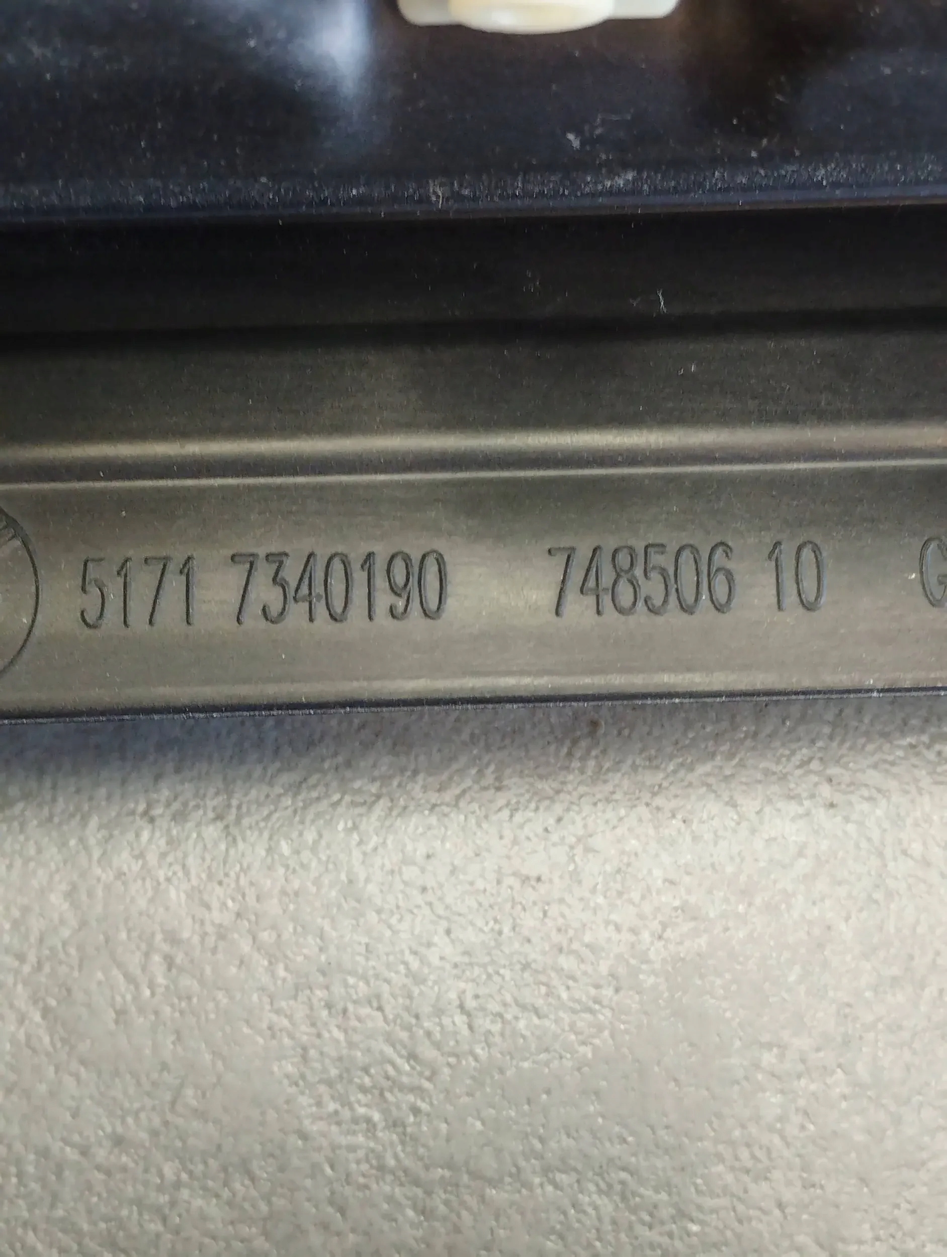 BMW 7 G11 torpedo lower 7340190