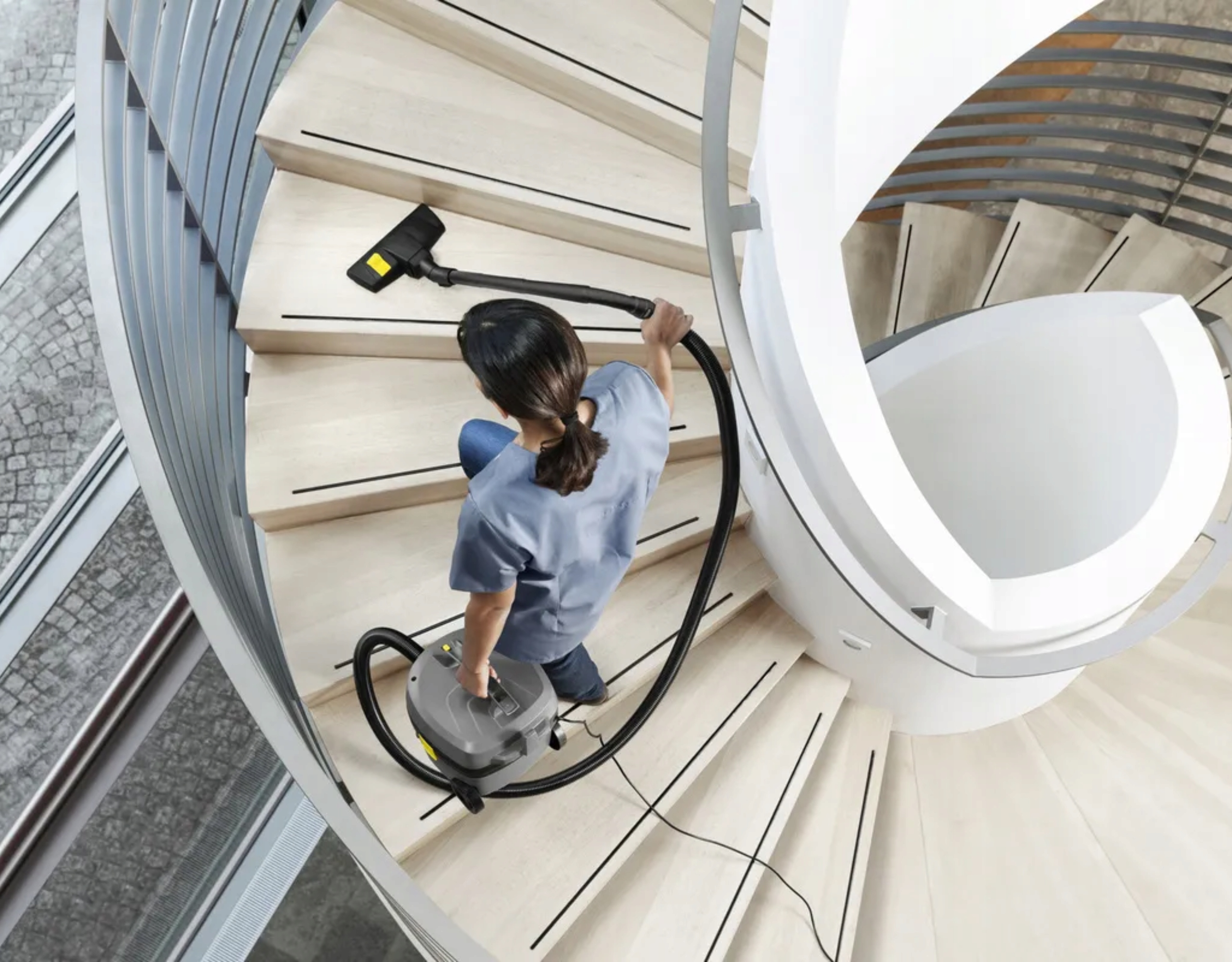 ODKURZACZ PRZEMYSŁOWY KARCHER T 7/1 CLASSIC PRO 850W CICHY BIURO SZKOŁA DOM EAN (GTIN) 5902414254749