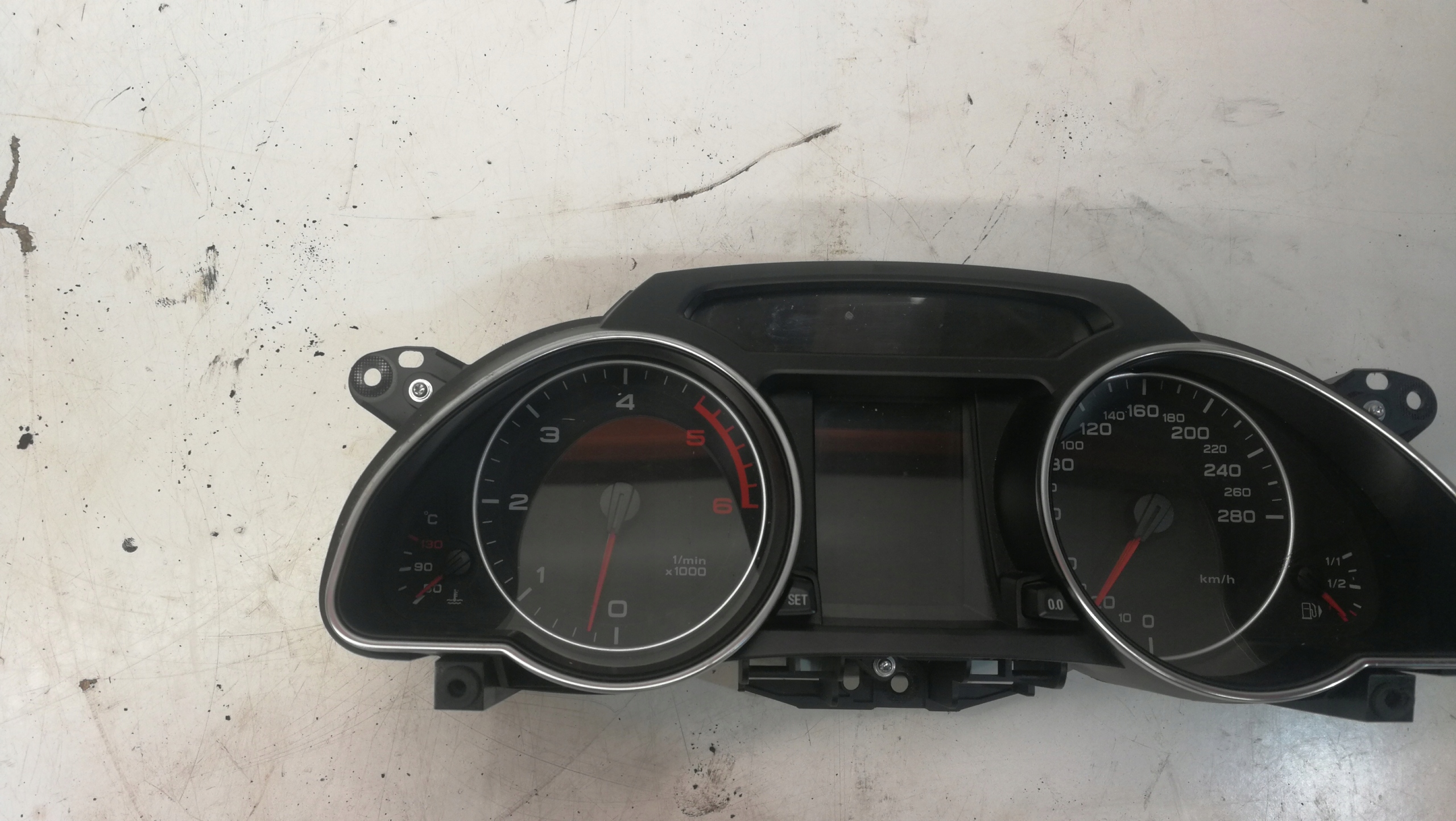 dials dials AUDI A5 8T 2.7 3.0 TDI 8T0920930P COLOR