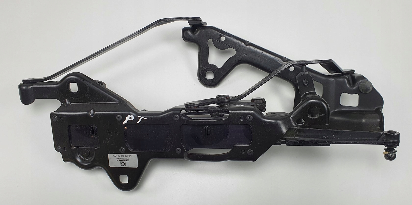 ZAWIAS DACHU PRAWY TYL VOLVO C70 II 09166636