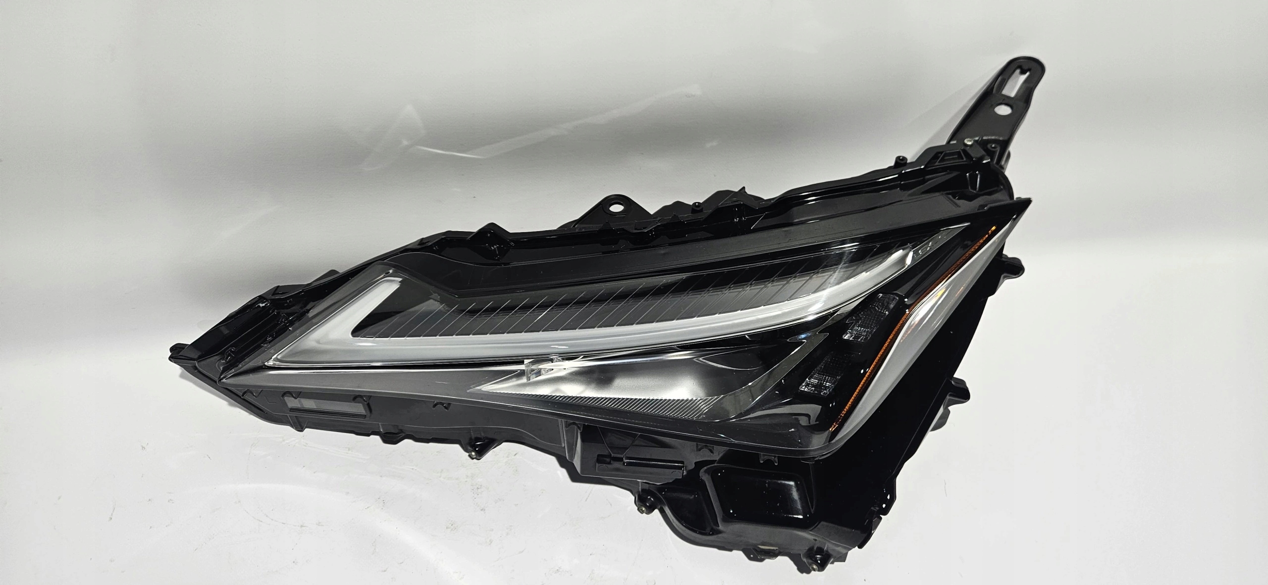 light left front LED LEXUS UX 18-22 EUROPA original