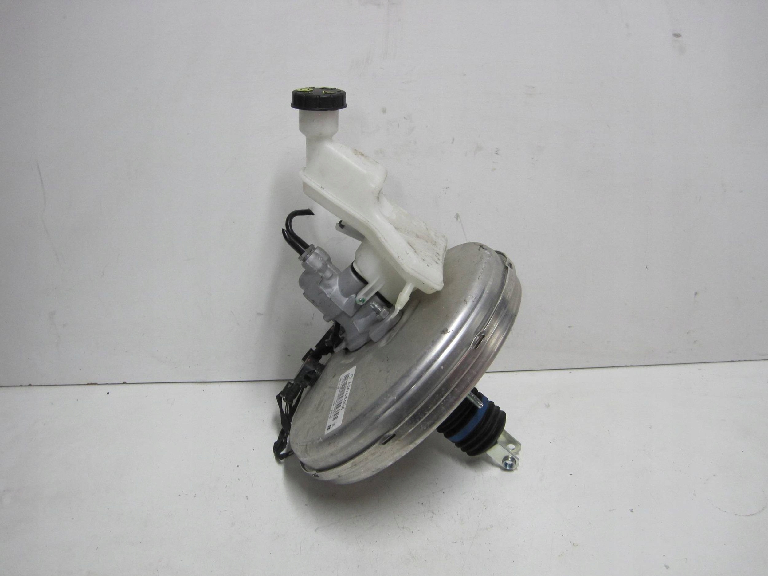 Servo bremsen Mercedes-Benz GLA GLB EQA 2021r