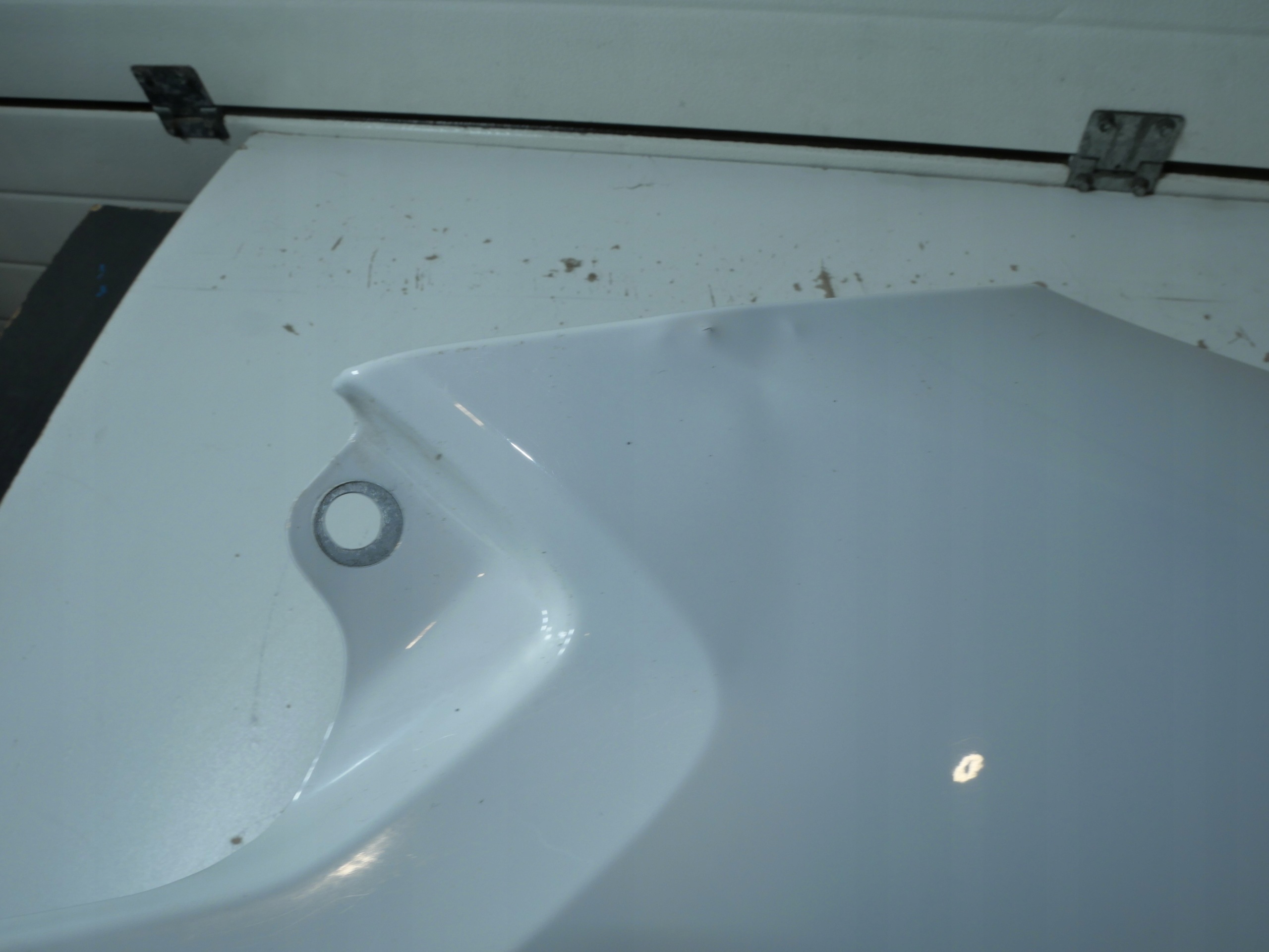 fender front front MERCEDES SPRINTER A906 right
