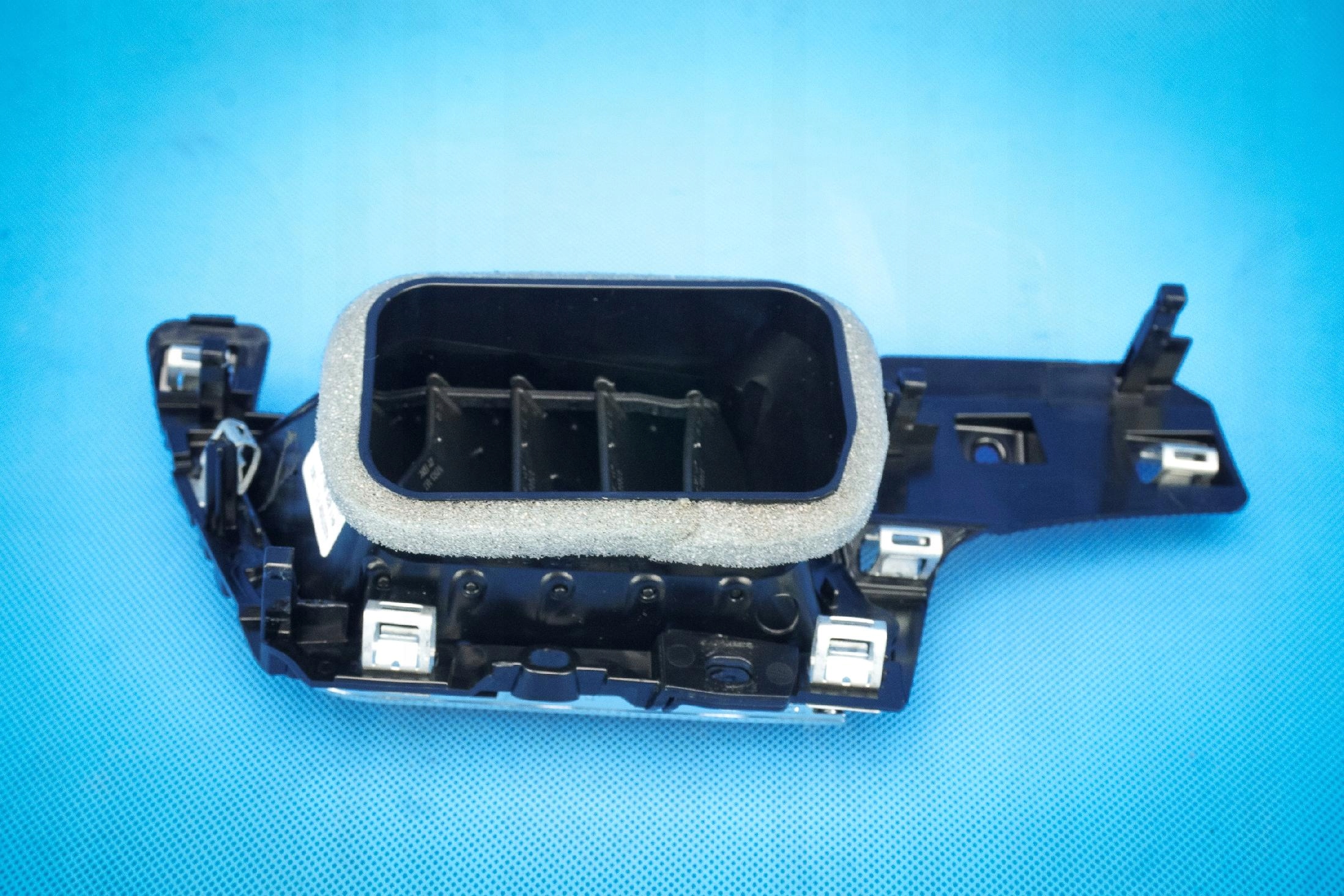 grid air conditioning devices air Audi A8 S8 4H 4H1820901C